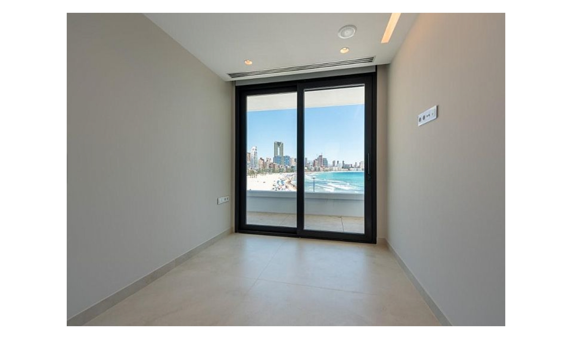 Novostavba - Vila -
Benidorm