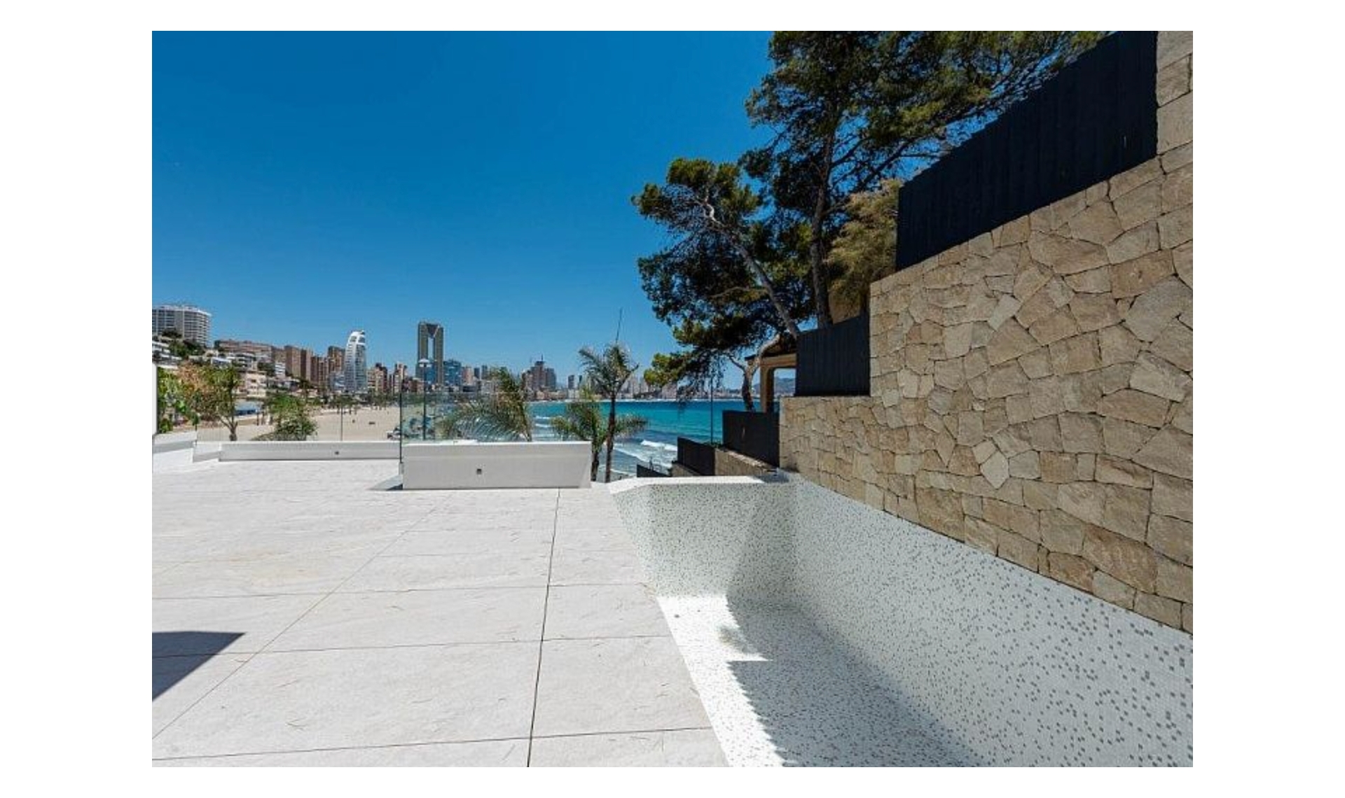 Novostavba - Vila -
Benidorm