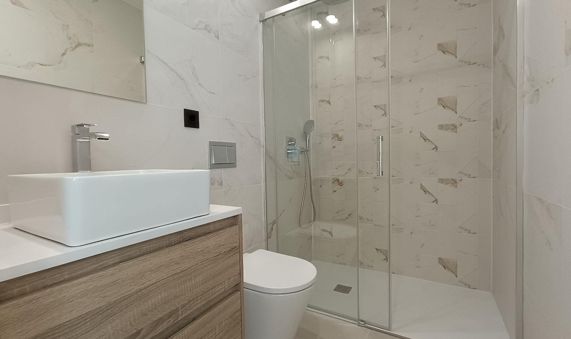 Novostavba - Vila -
Benijofar - Pueblo