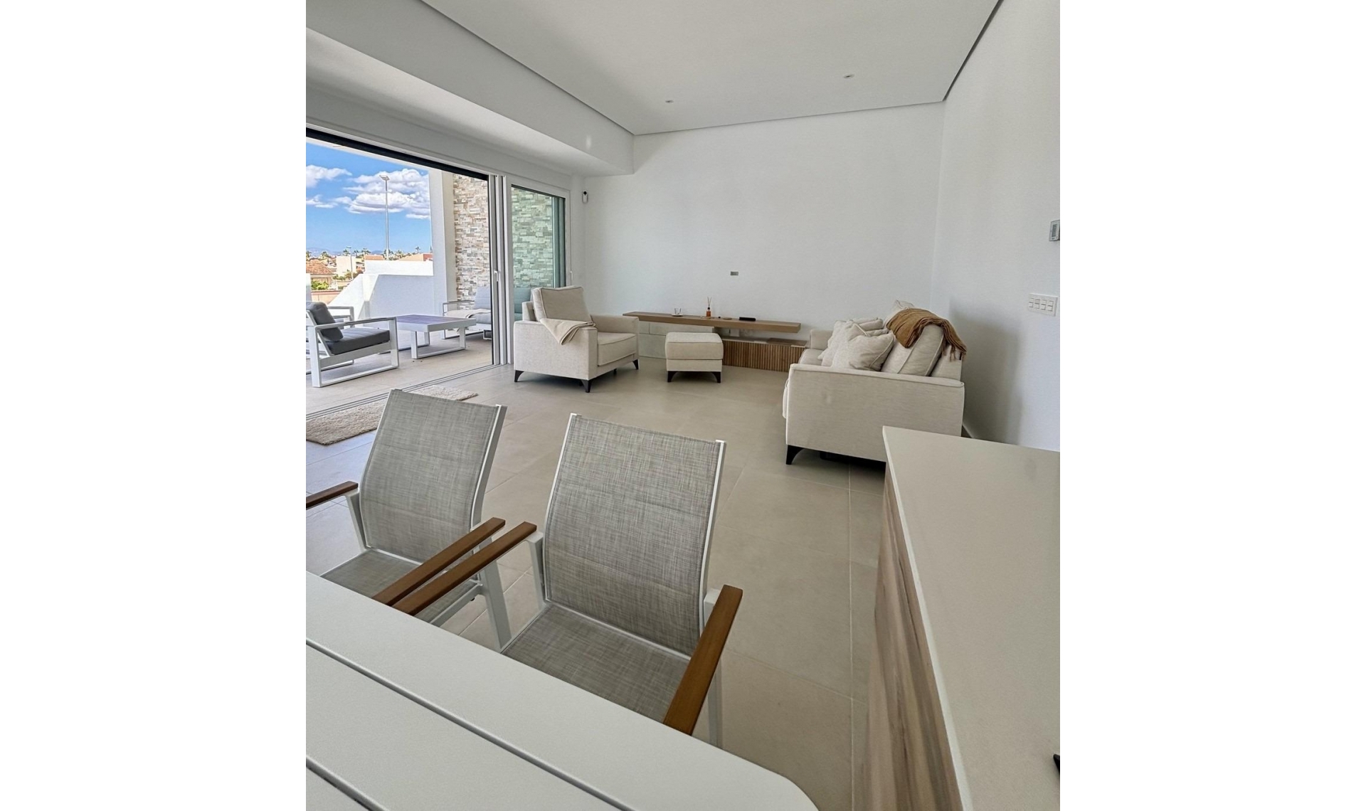 Novostavba - Vila -
Benijofar - Pueblo