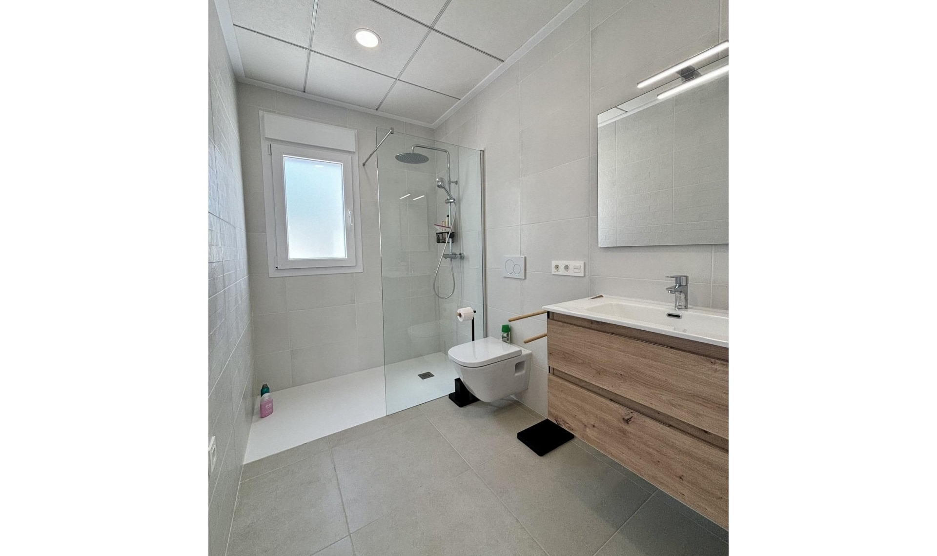 Novostavba - Vila -
Benijofar - Pueblo