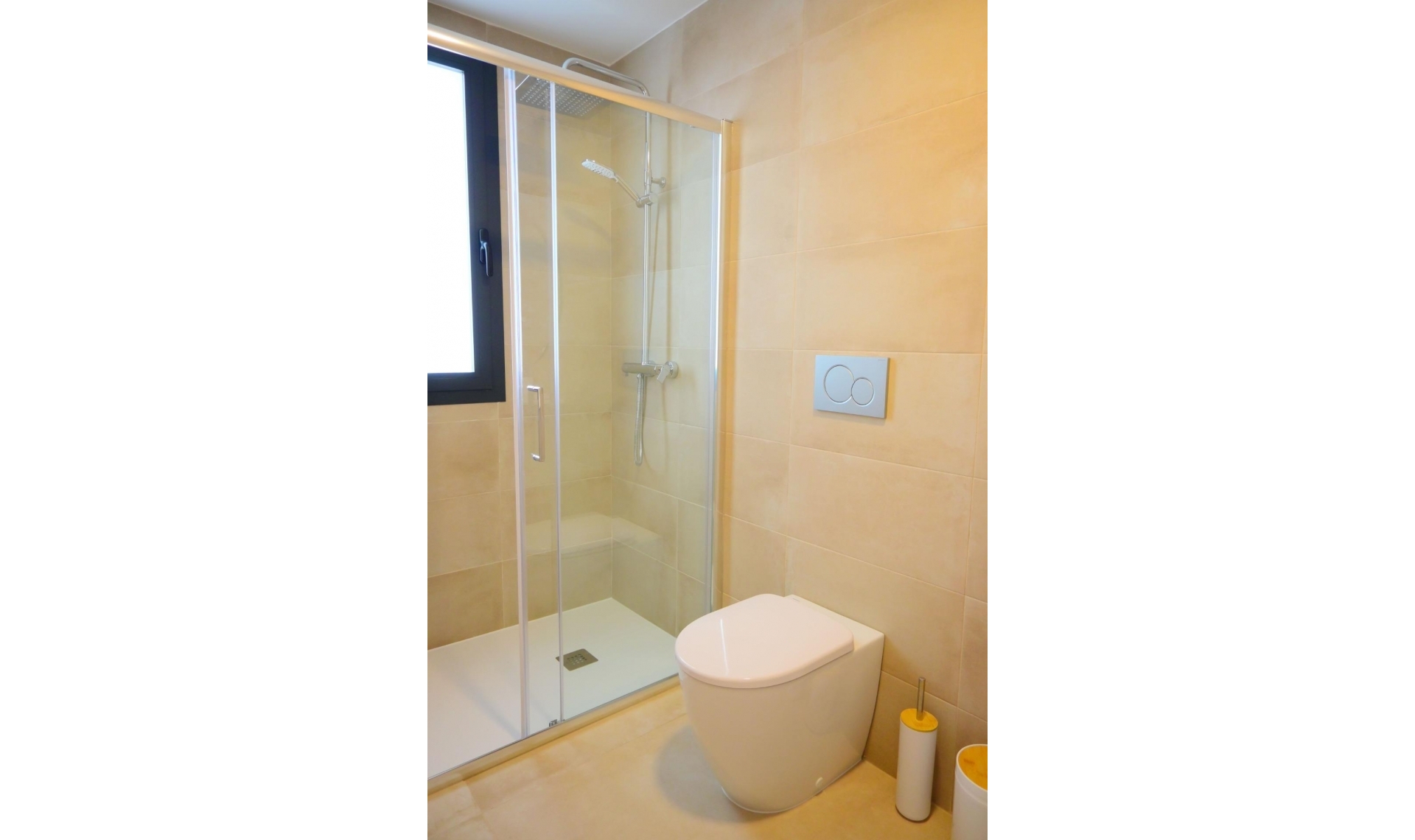 Novostavba - Vila -
Dolores - polideportivo