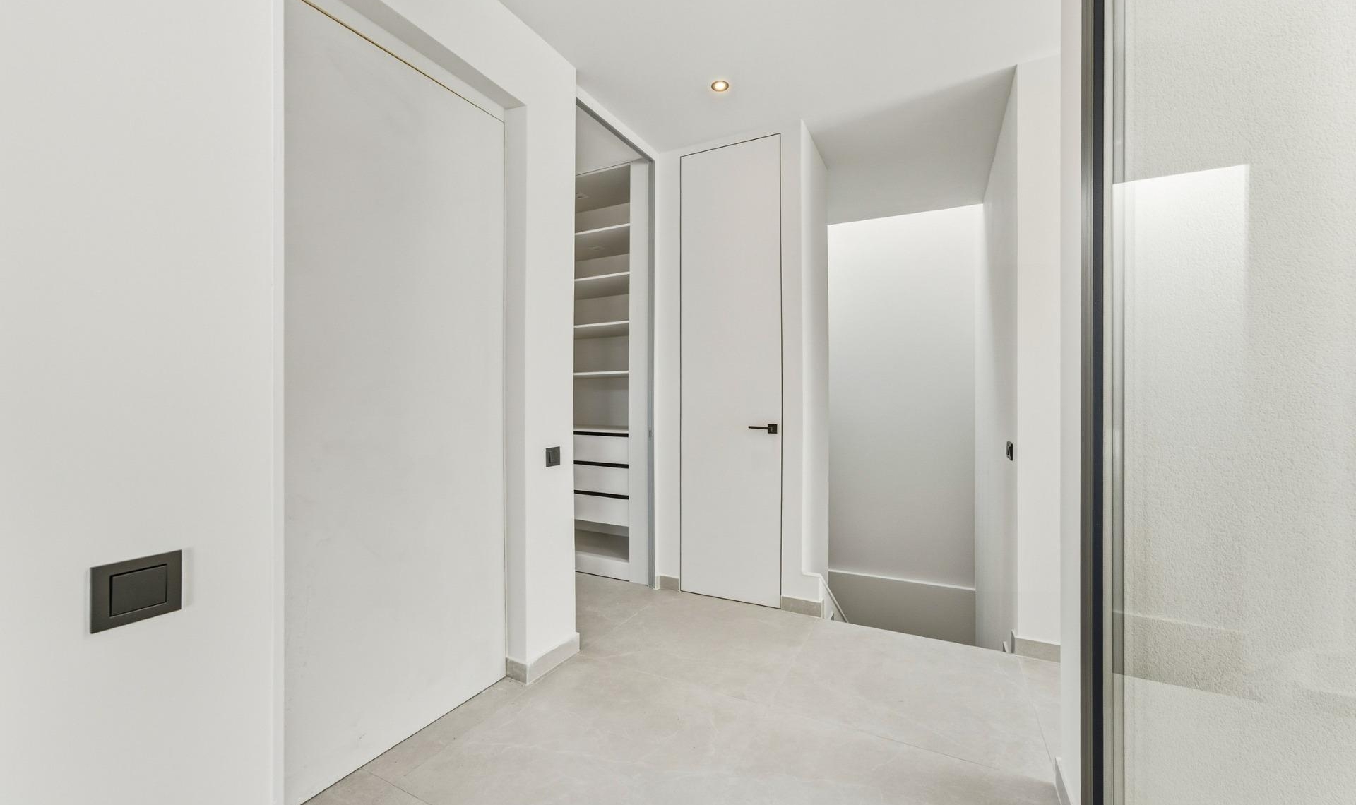 Novostavba - Vila -
Polop - La Alberca