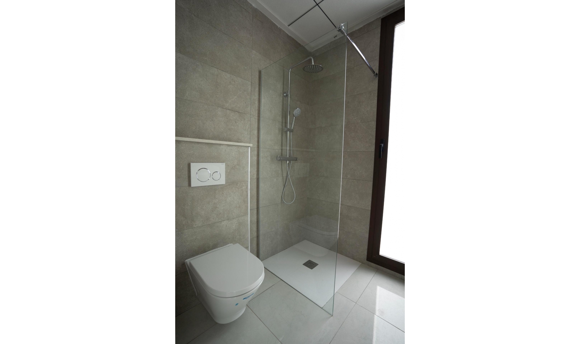 Novostavba - Vila -
Polop - La Alberca