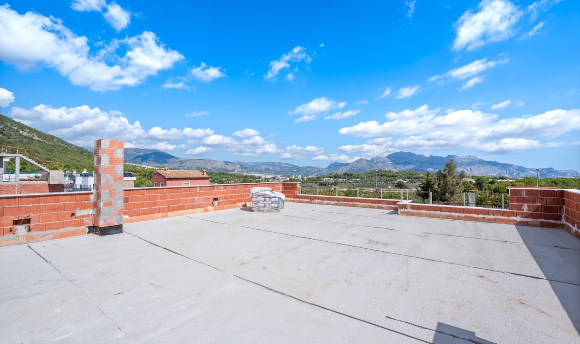 Novostavba - Vila -
Polop - Novapolop