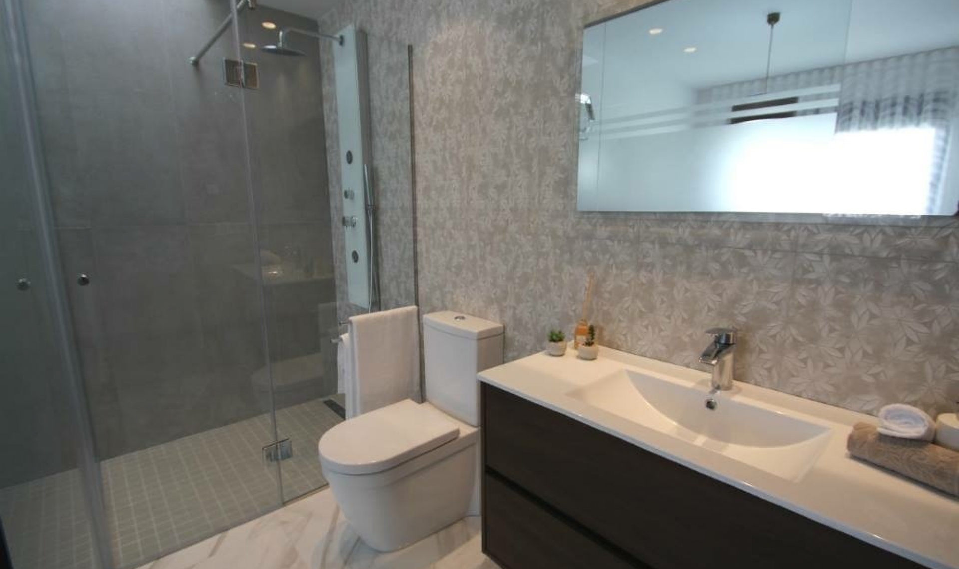 Novostavba - Vila -
San Miguel - Cerro del Sol