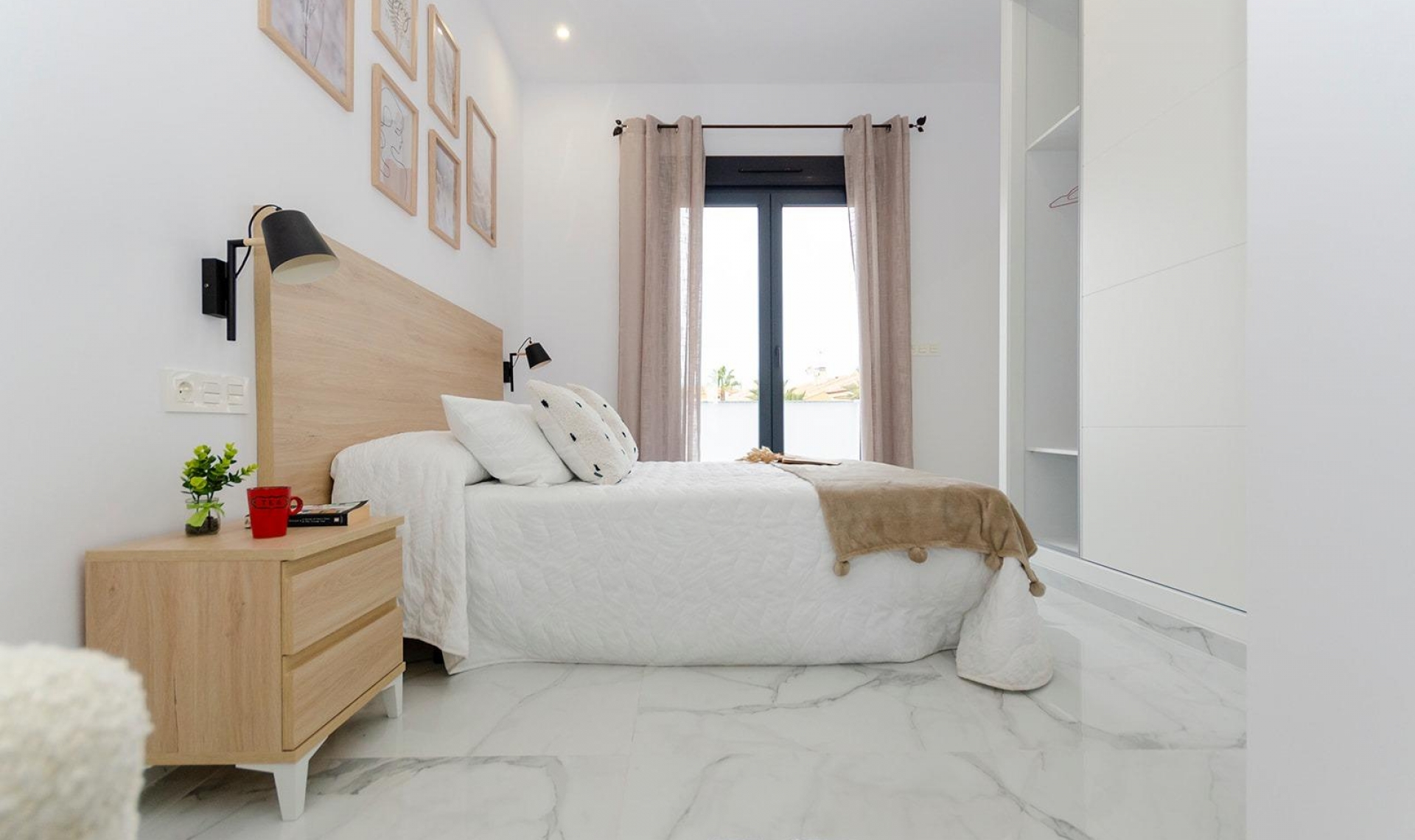 Novostavba - Vila -
Torrevieja - Torretas