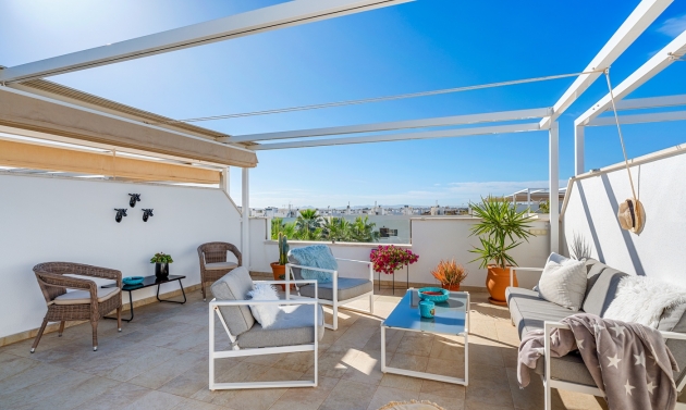 Penthouse - Další prodej - Torre de la Horadada (Alicante) -
                Spain