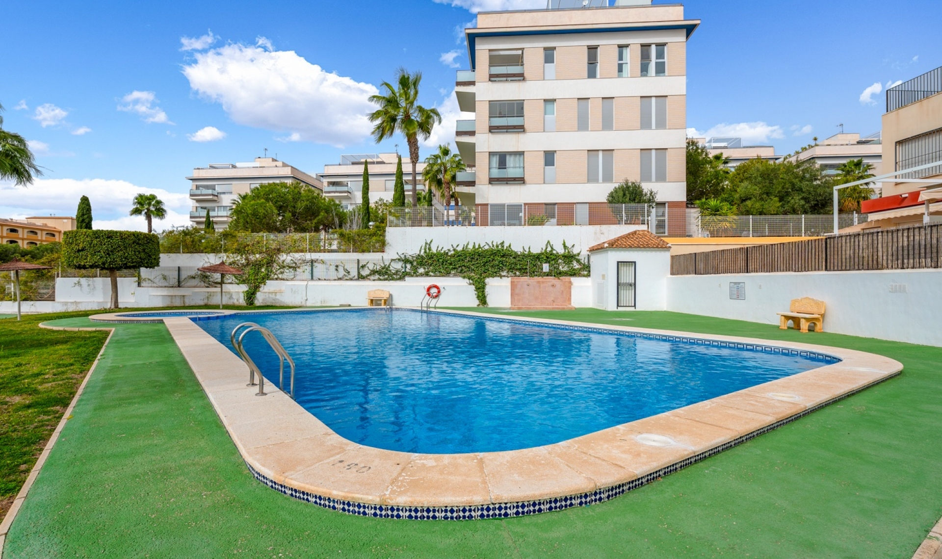 Resale - Adosado -
Orihuela Costa - Villamartín