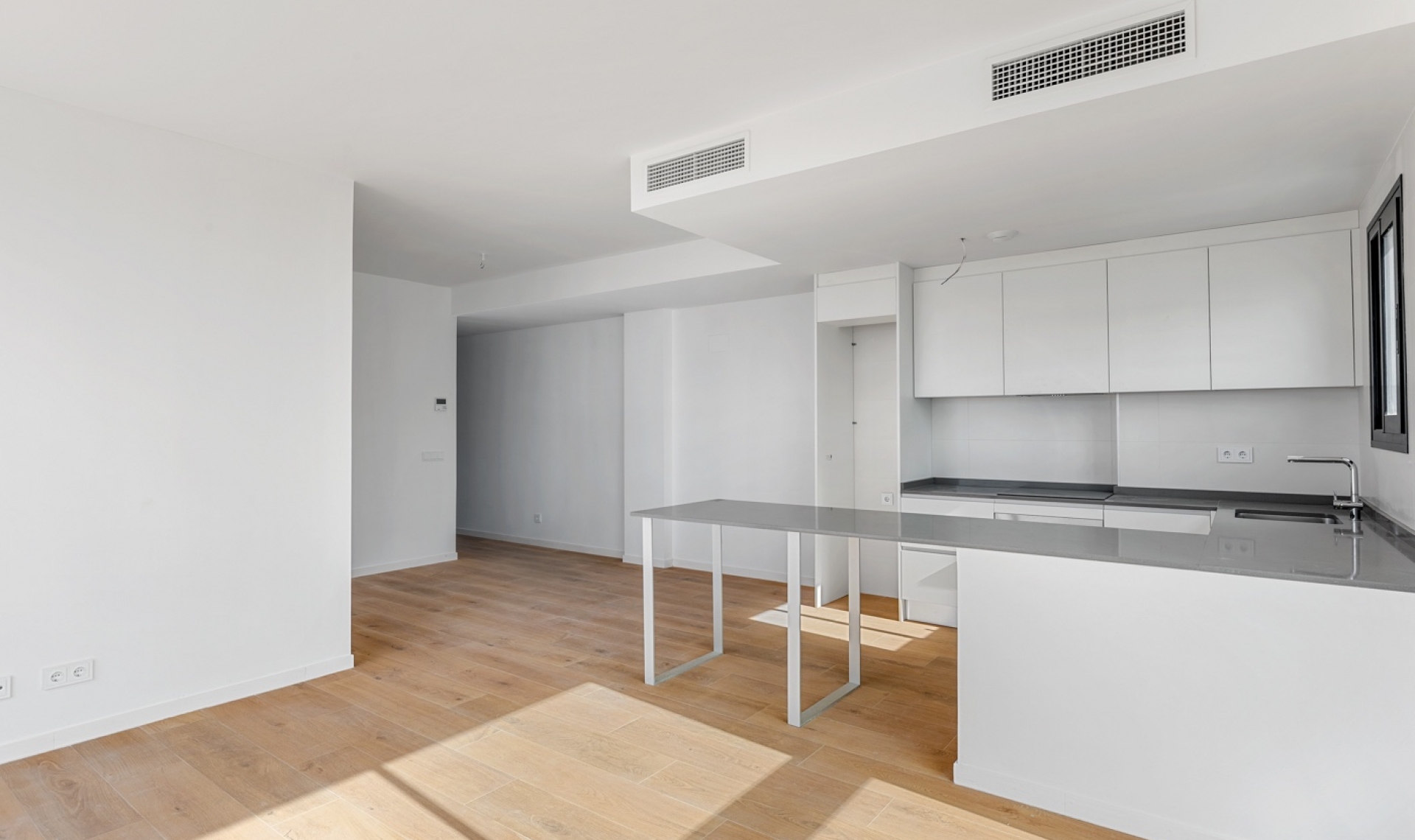 Resale - Apartment -
Alicante - Benalua