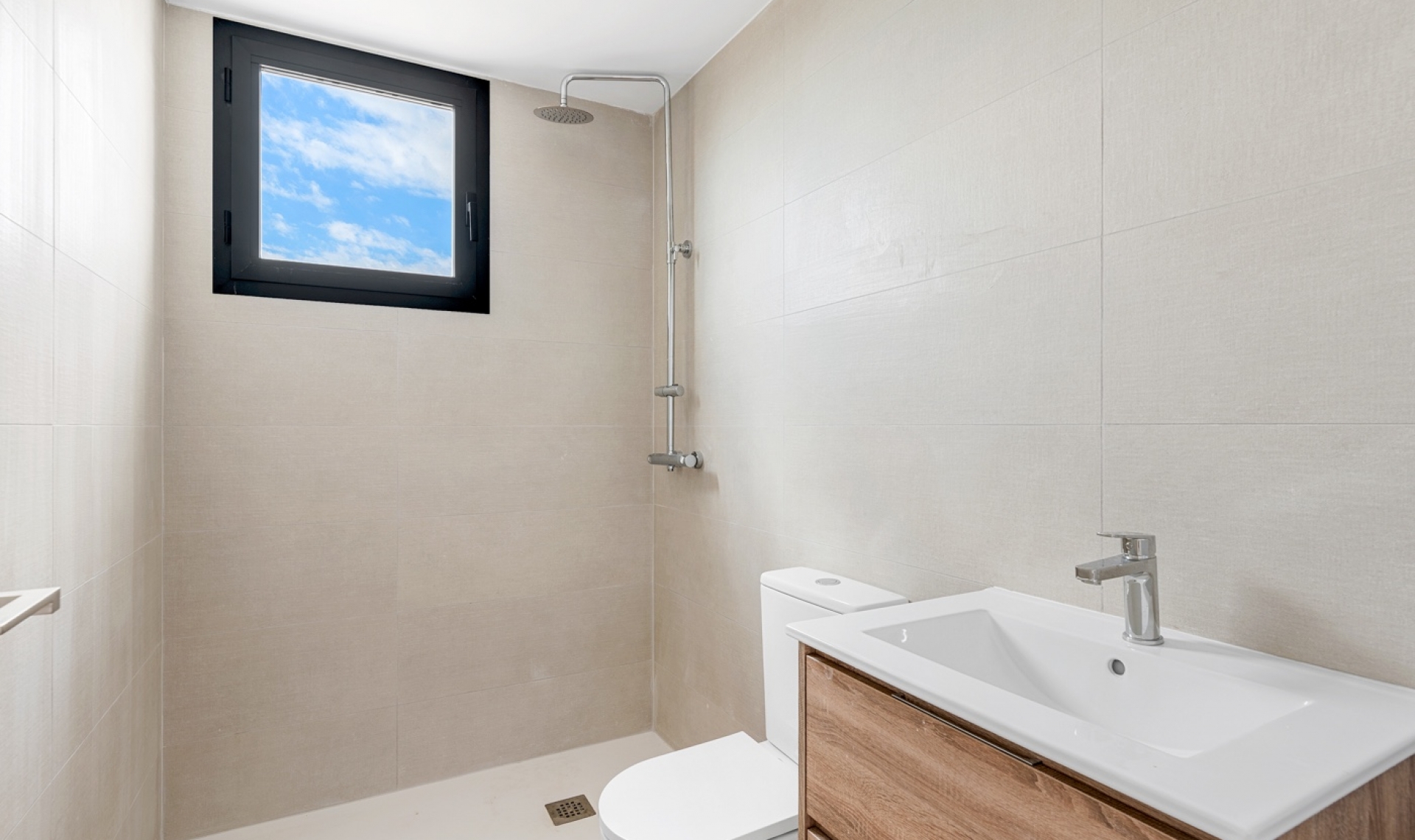 Resale - Apartment -
Alicante - Benalua