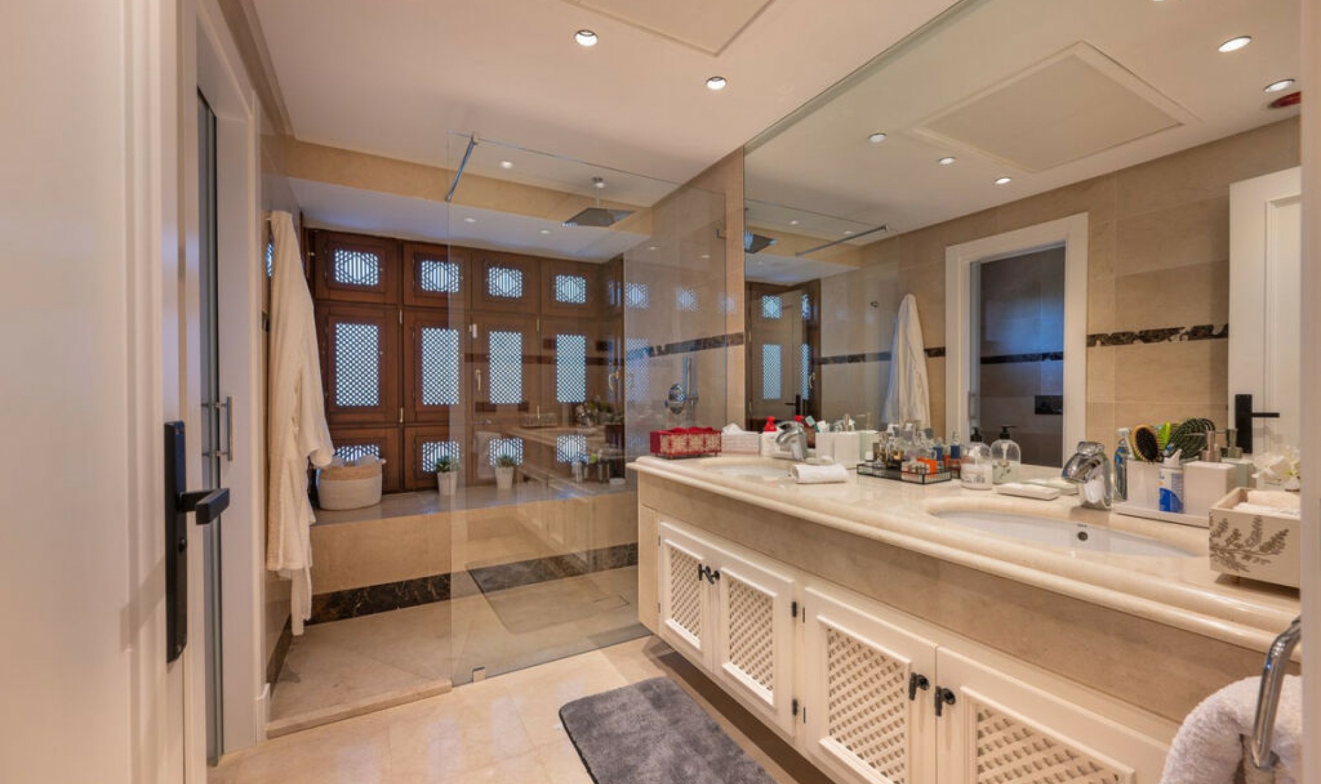 Resale - Apartment -
Aloha