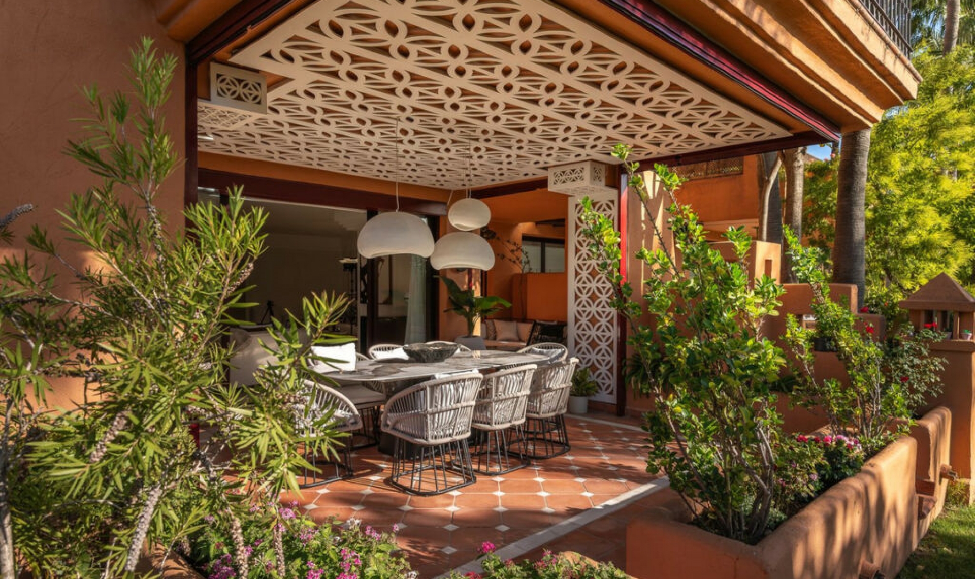 Resale - Apartment -
Aloha