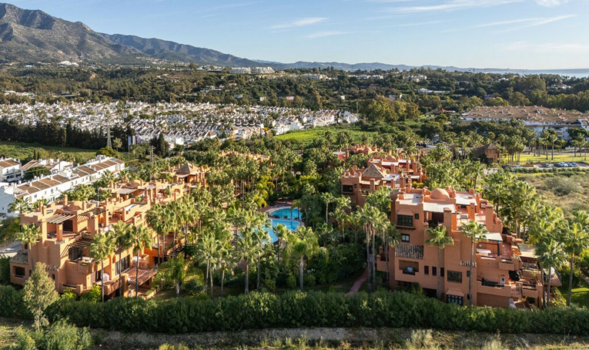 Resale - Apartment -
Aloha