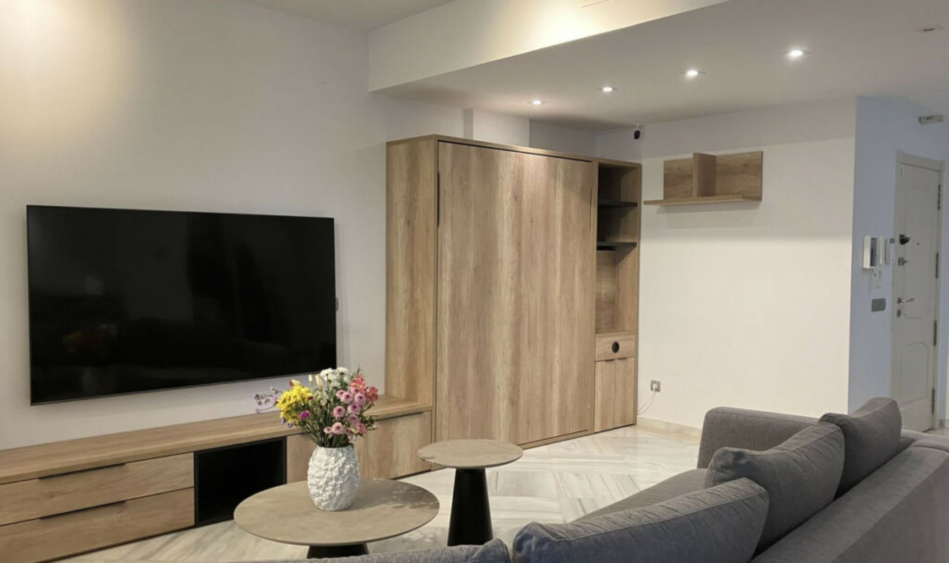 Resale - Apartment -
Aloha