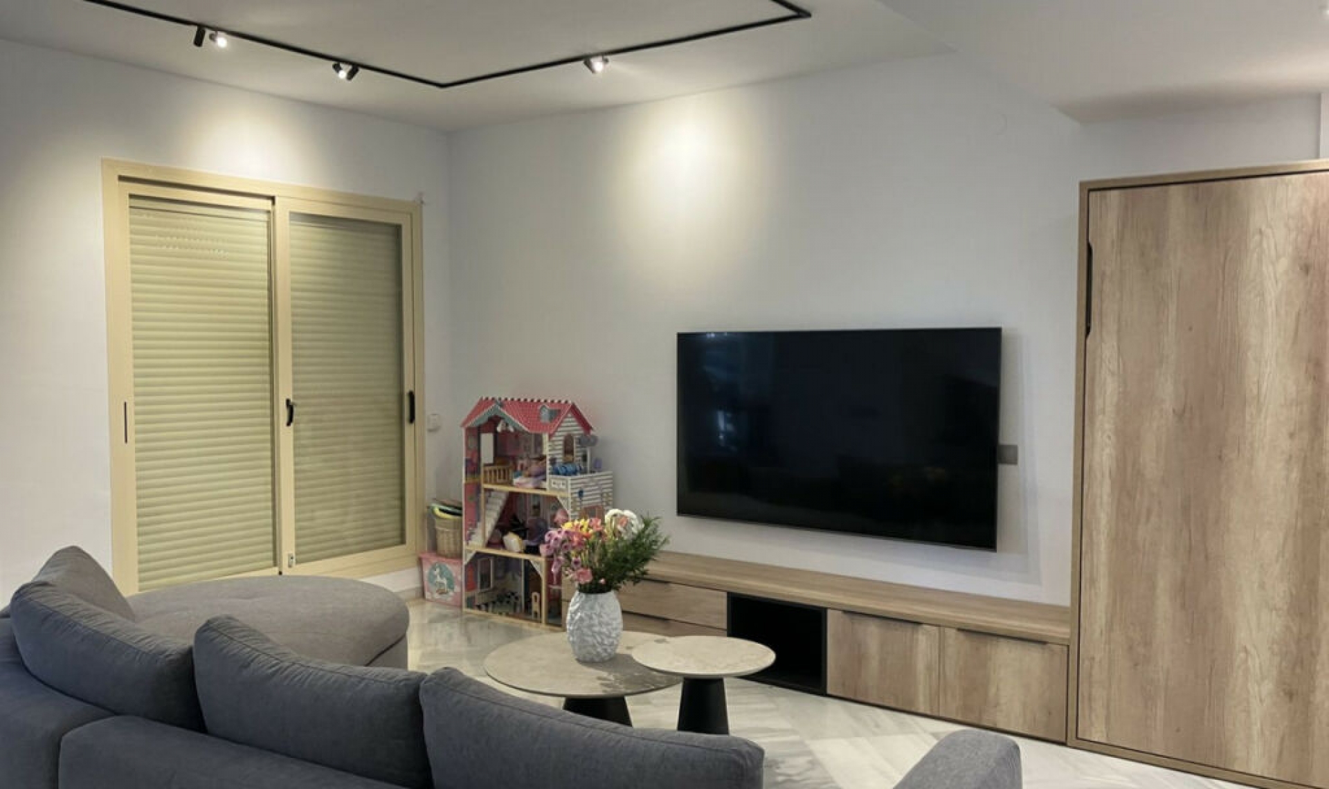 Resale - Apartment -
Aloha