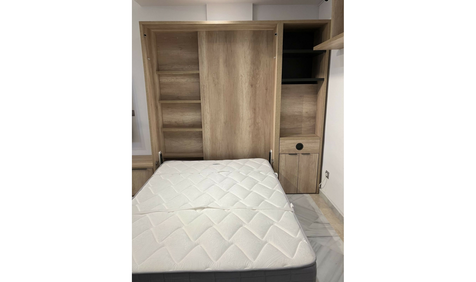 Resale - Apartment -
Aloha