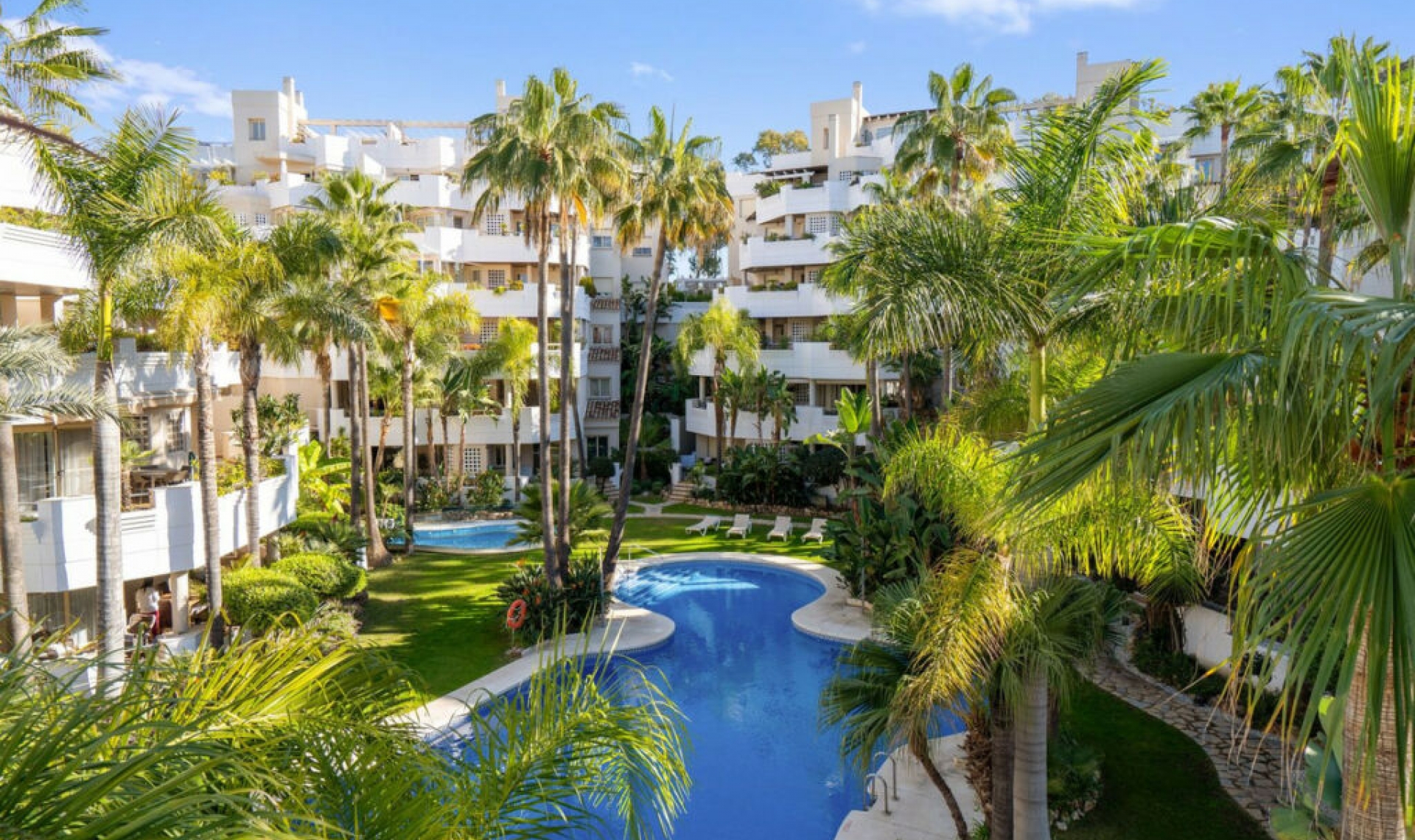 Resale - Apartment -
Aloha