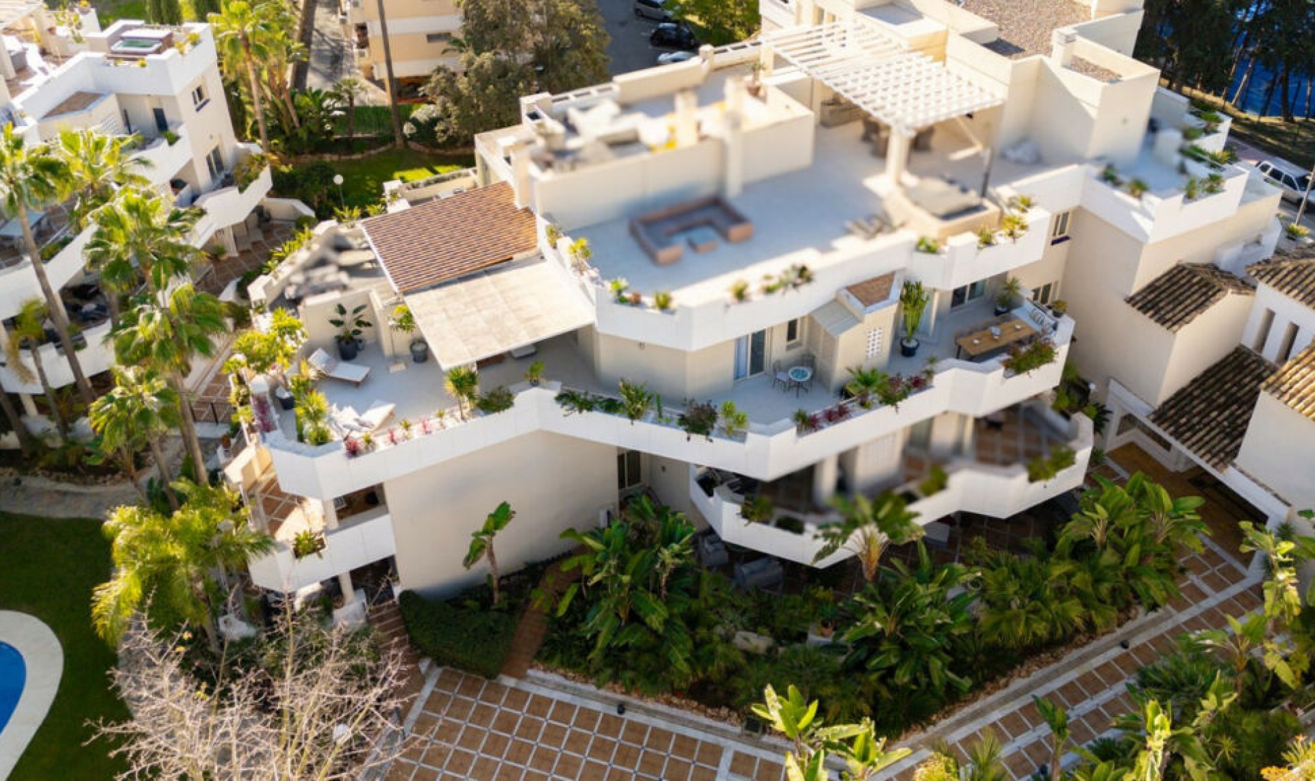 Resale - Apartment -
Aloha