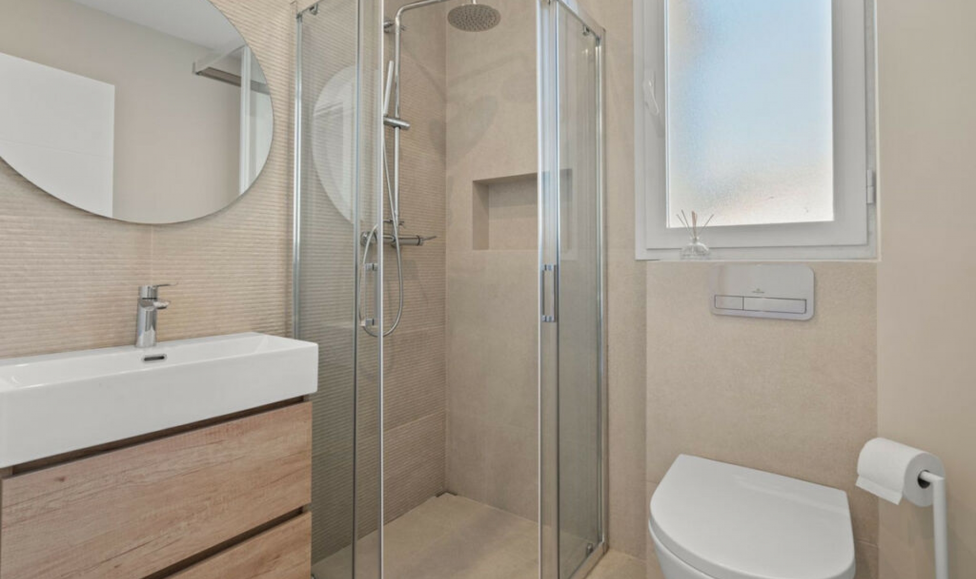 Resale - Apartment -
Aloha