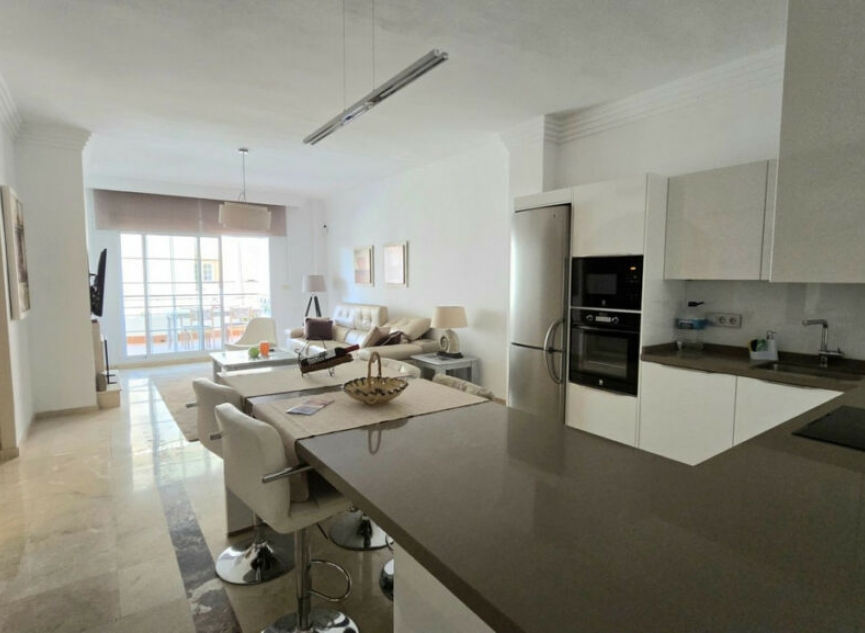 Resale - Apartment -
Aloha