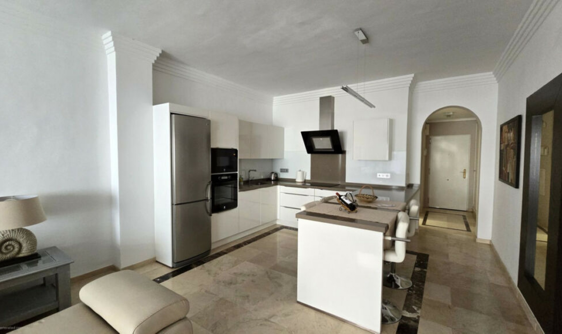 Resale - Apartment -
Aloha