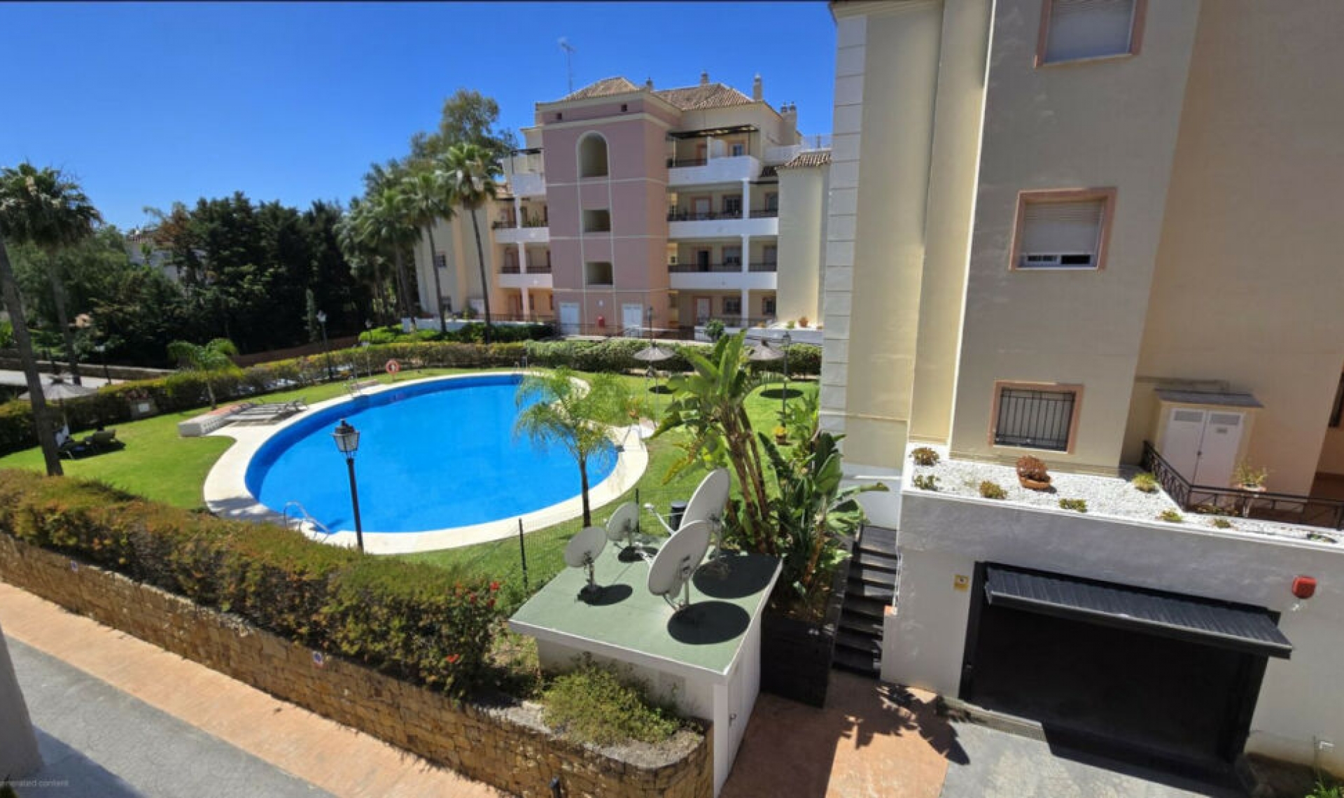 Resale - Apartment -
Aloha