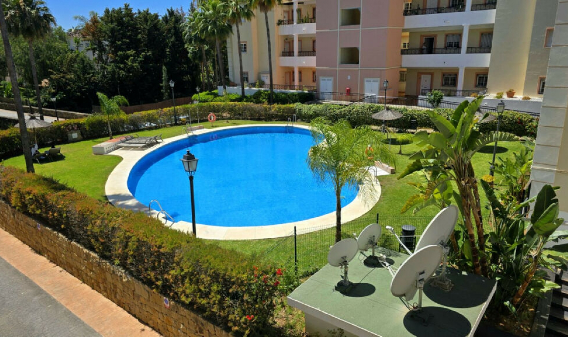 Resale - Apartment -
Aloha