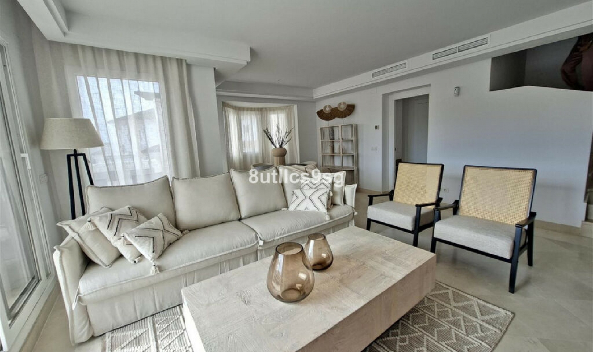 Resale - Apartment -
Aloha