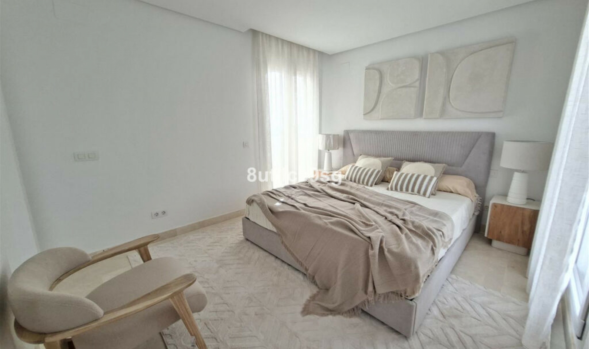Resale - Apartment -
Aloha