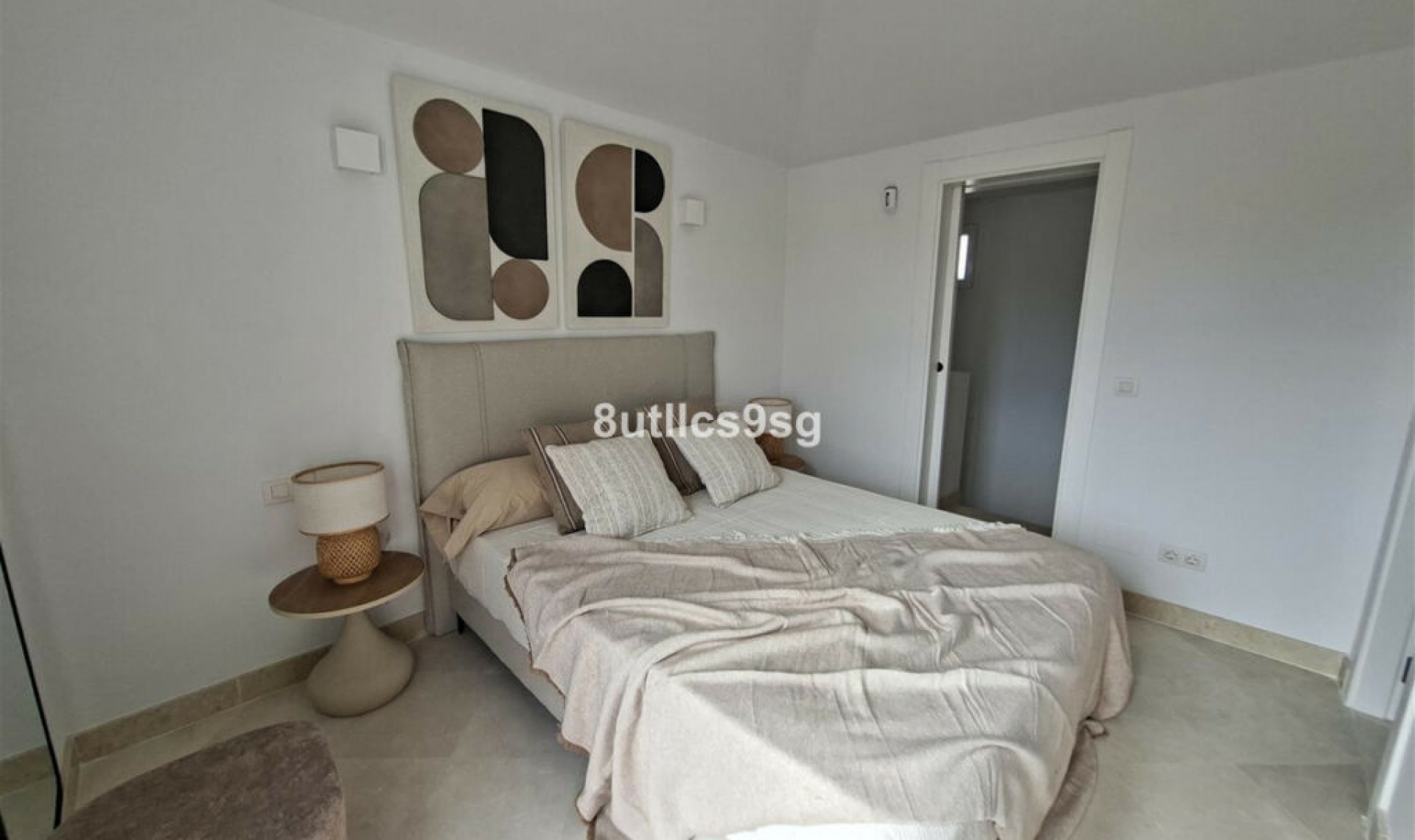 Resale - Apartment -
Aloha