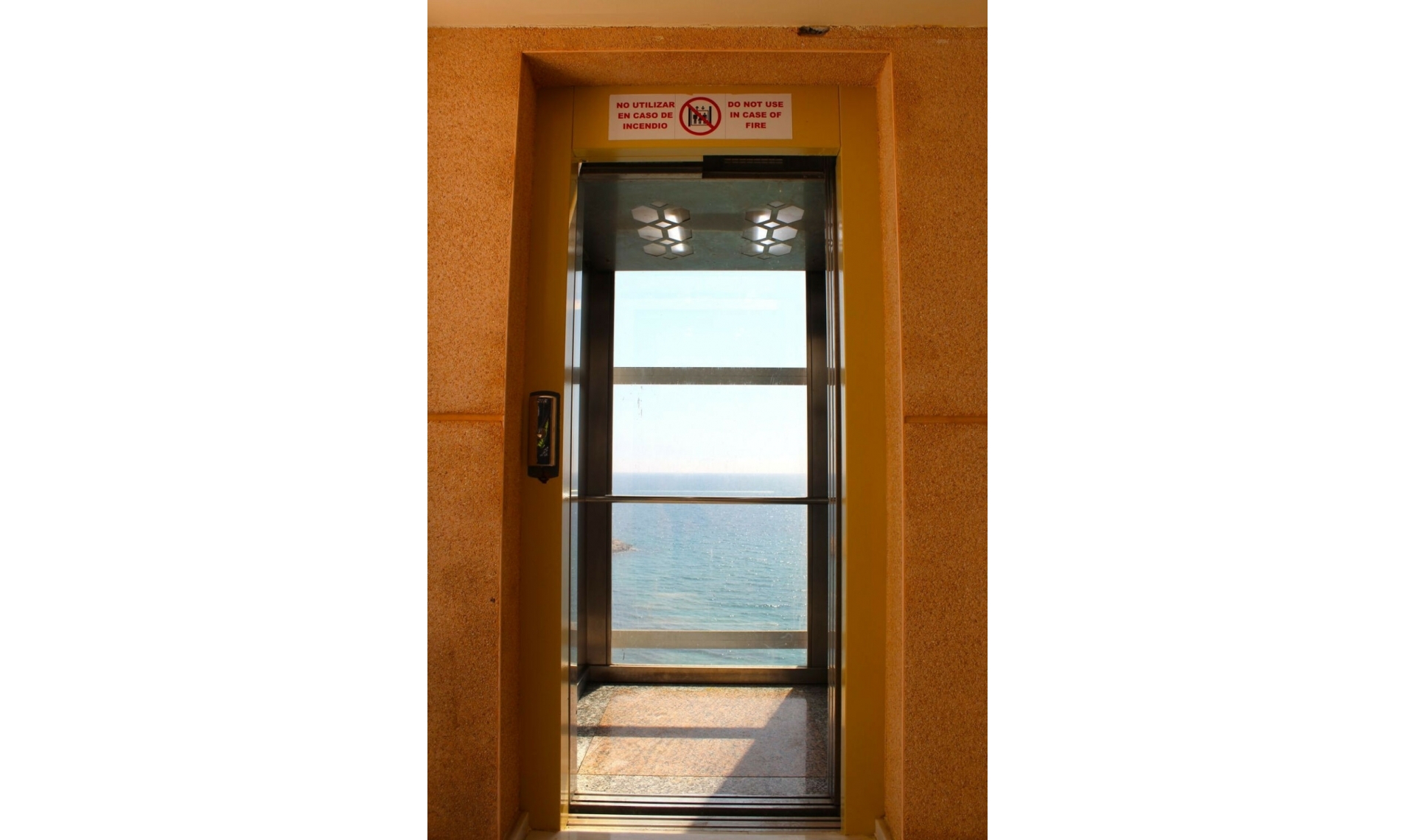 Resale - Apartment -
Altea