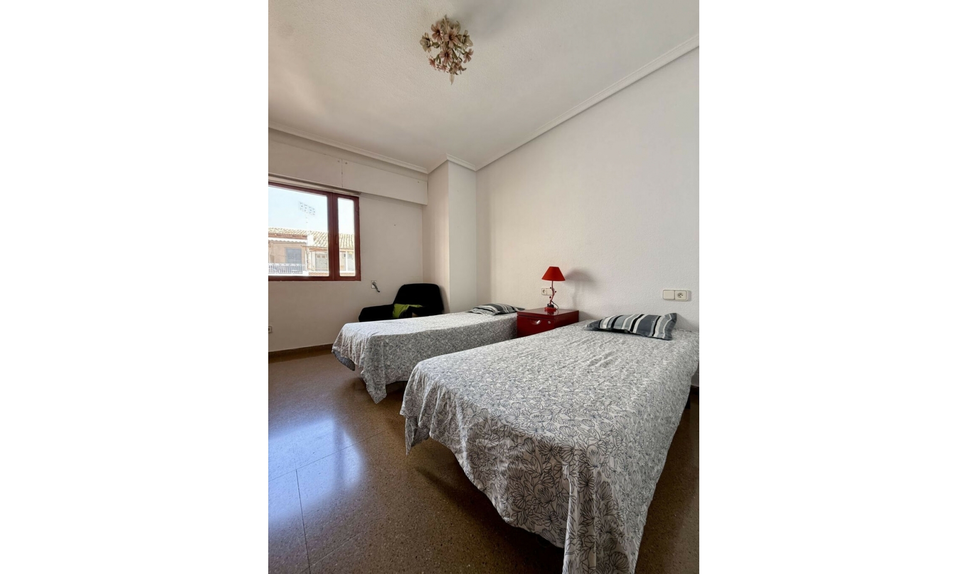 Resale - Apartment -
Altea