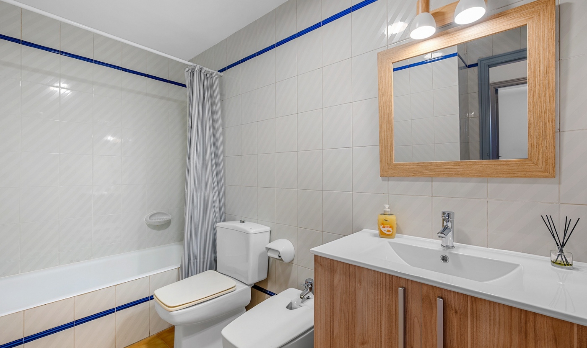 Resale - Apartment -
Altea