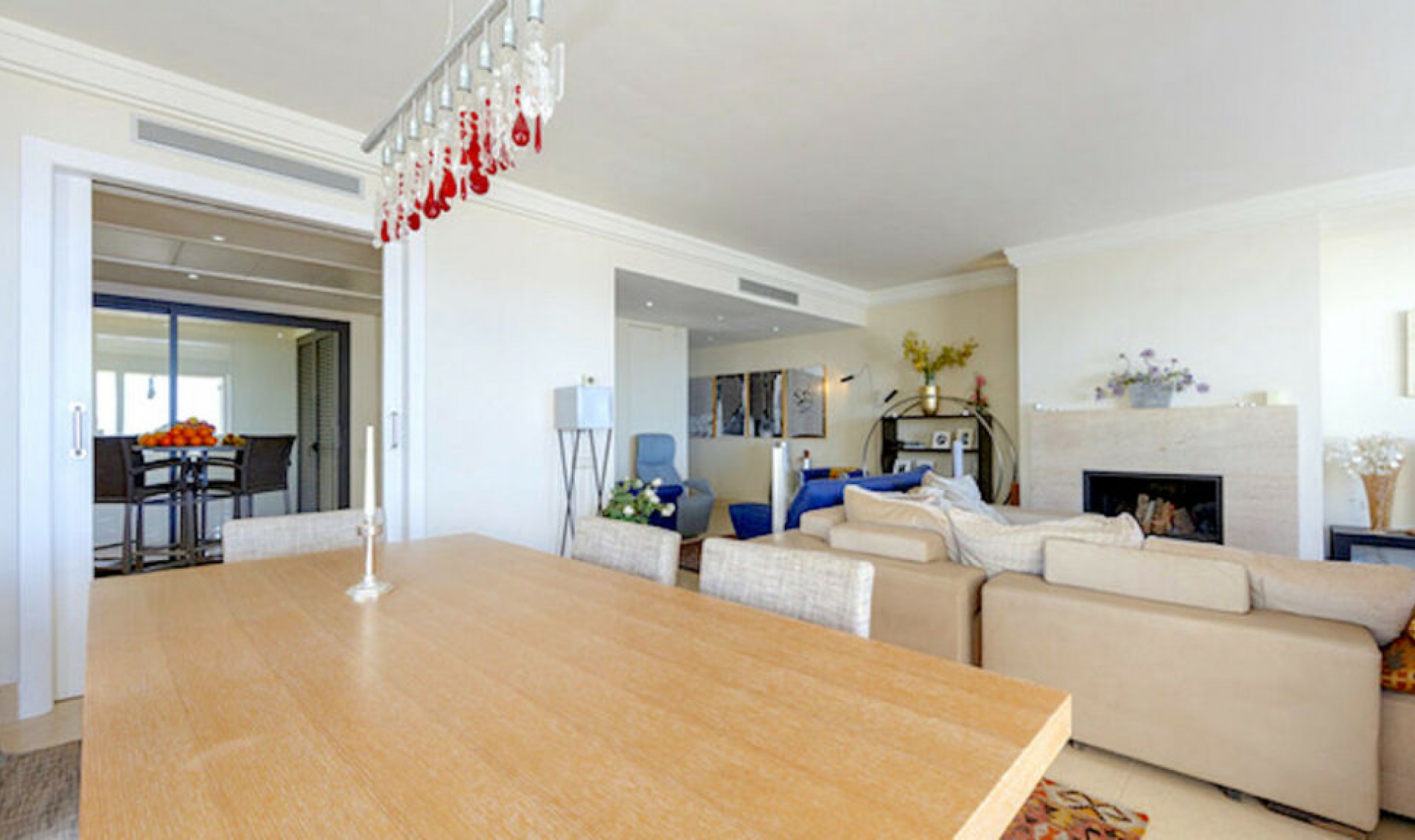 Resale - Apartment -
Altos de los Monteros