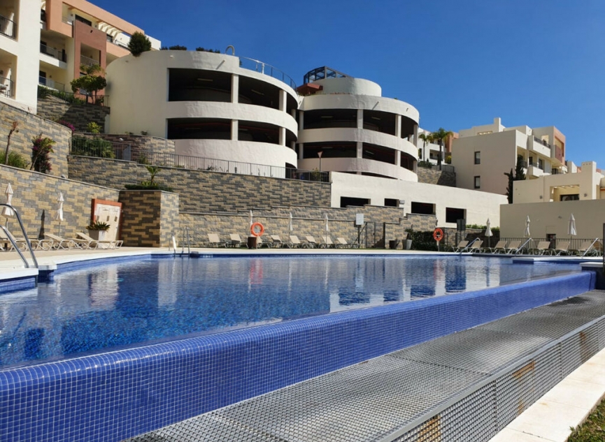 Resale - Apartment -
Altos de los Monteros