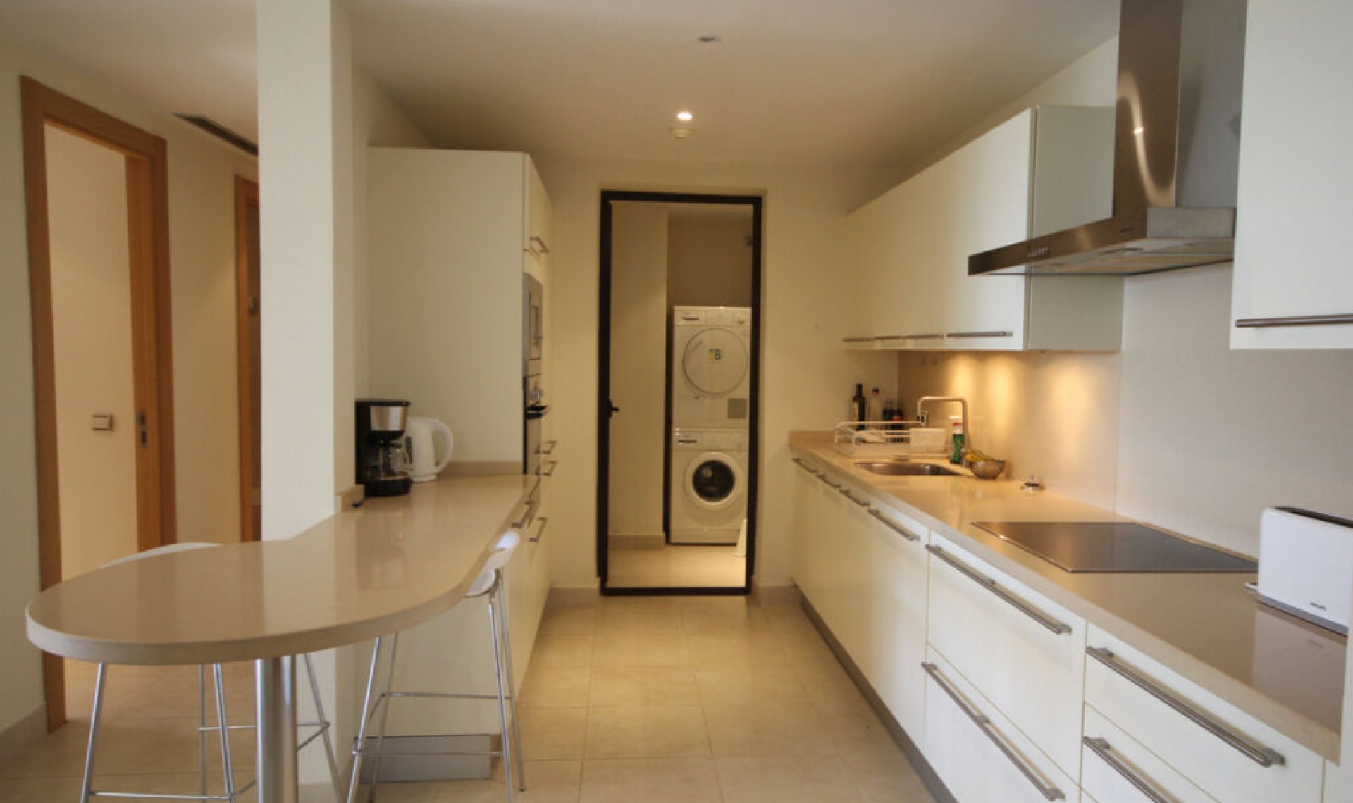 Resale - Apartment -
Altos de los Monteros