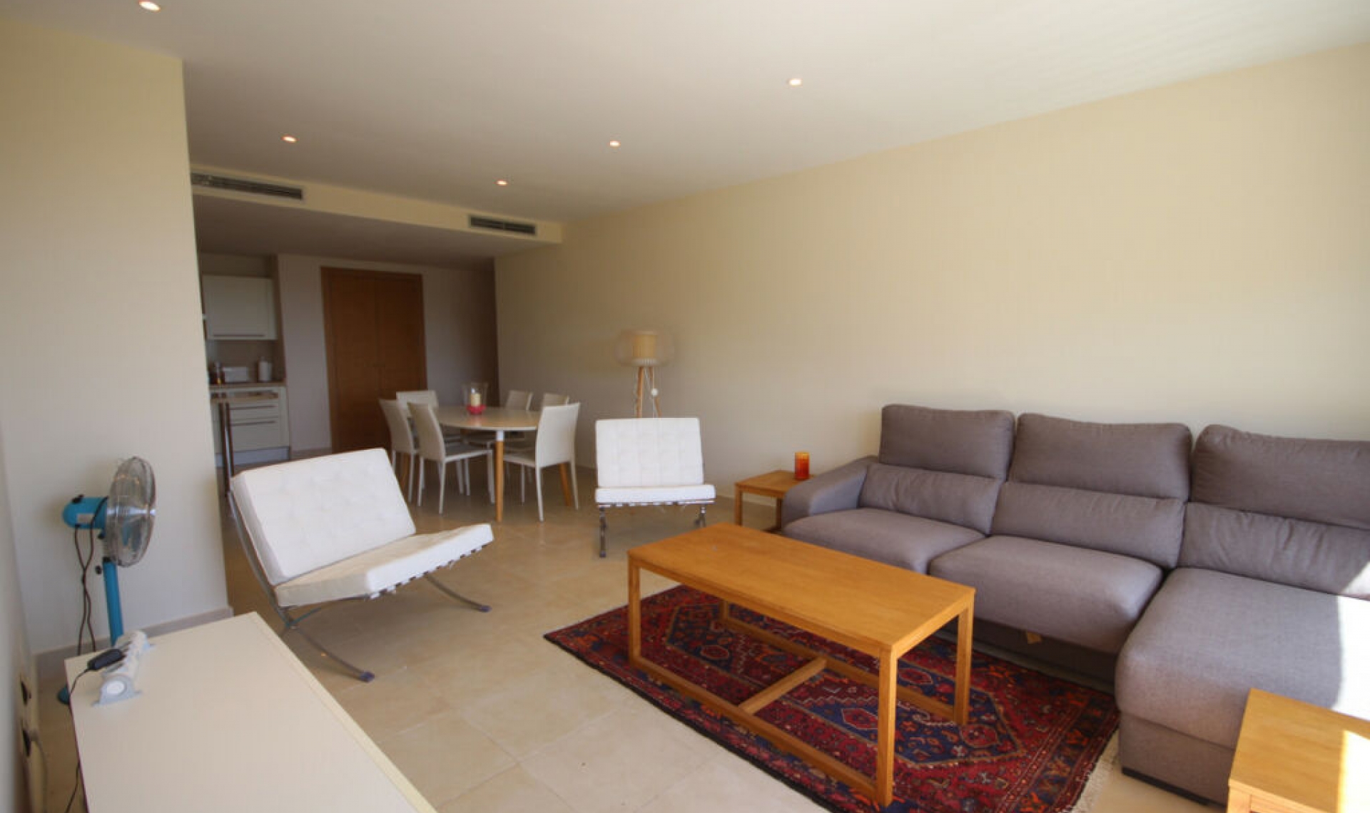 Resale - Apartment -
Altos de los Monteros