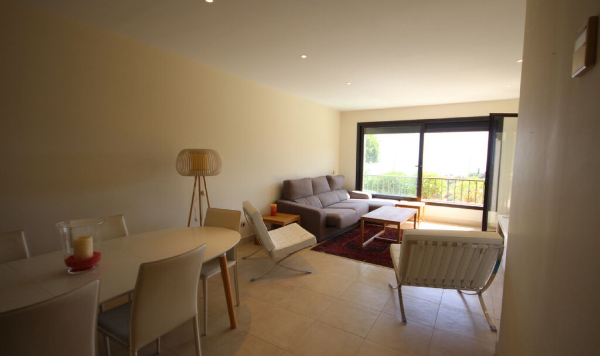 Resale - Apartment -
Altos de los Monteros