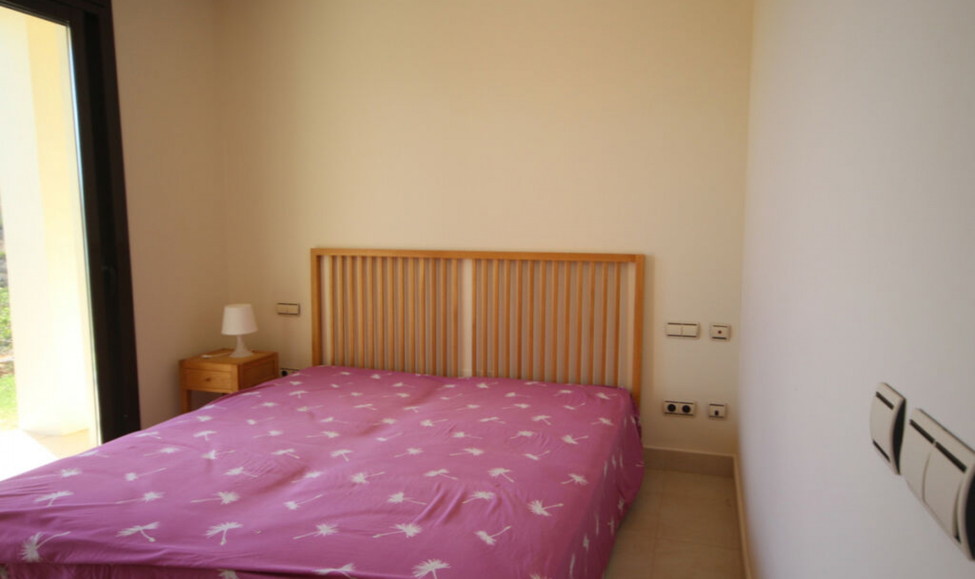 Resale - Apartment -
Altos de los Monteros