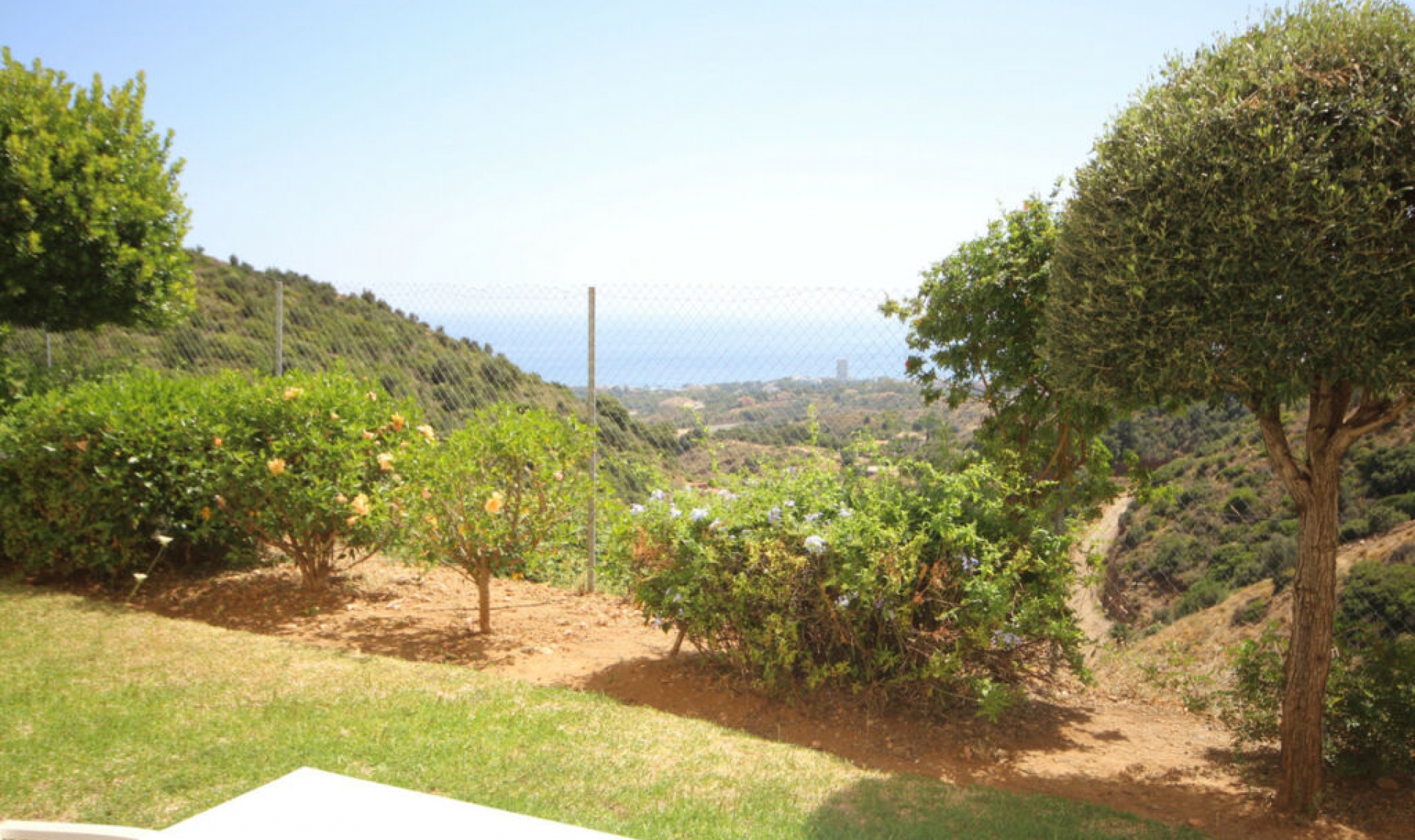 Resale - Apartment -
Altos de los Monteros