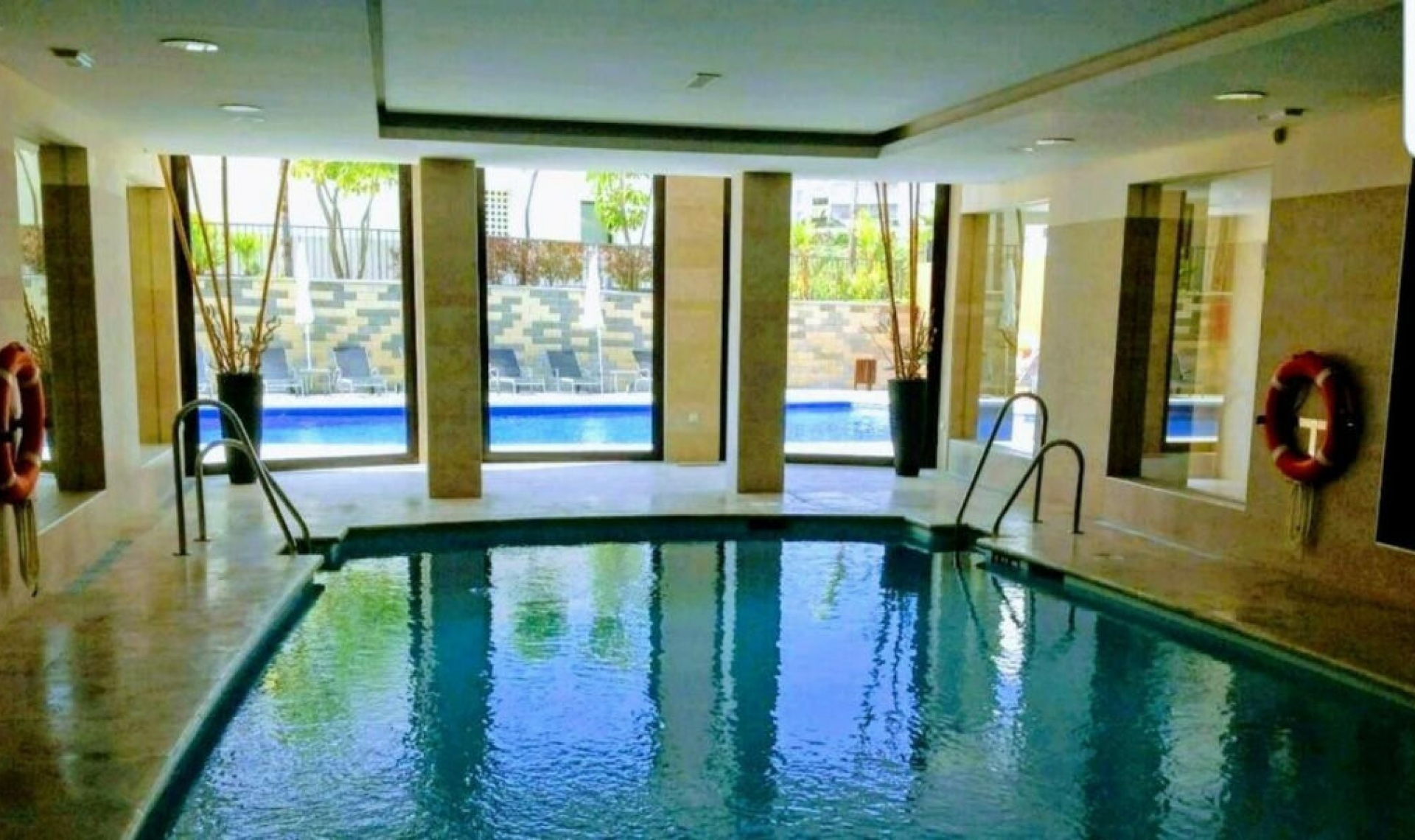 Resale - Apartment -
Altos de los Monteros