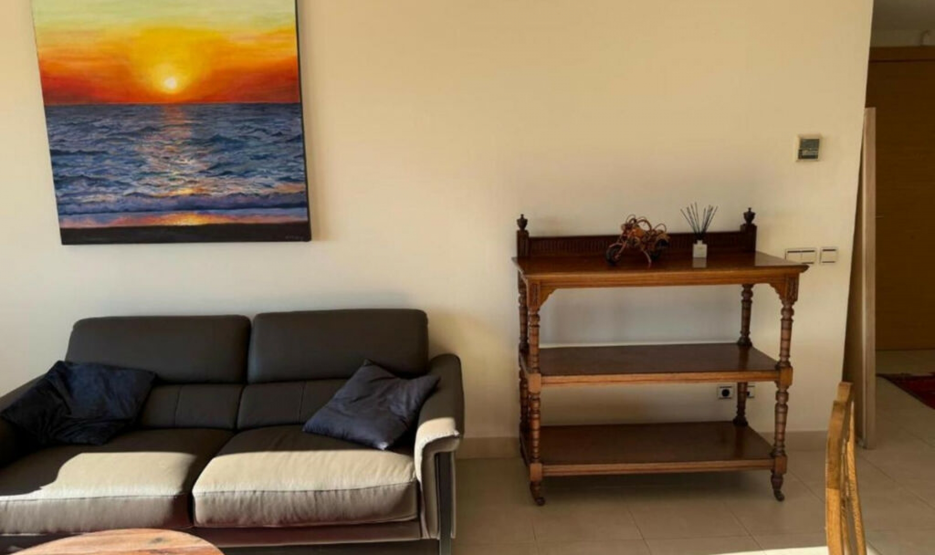 Resale - Apartment -
Altos de los Monteros