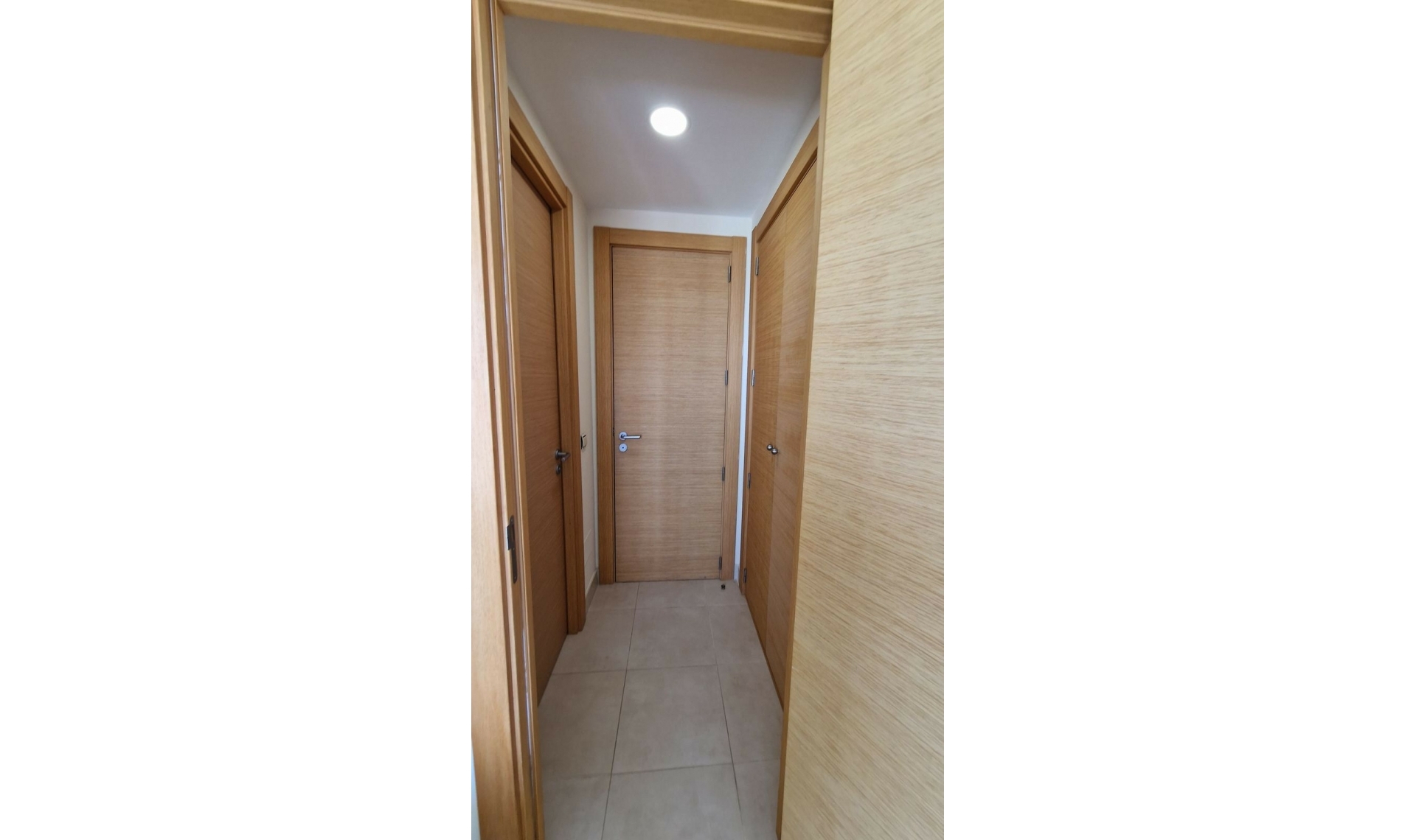 Resale - Apartment -
Altos de los Monteros