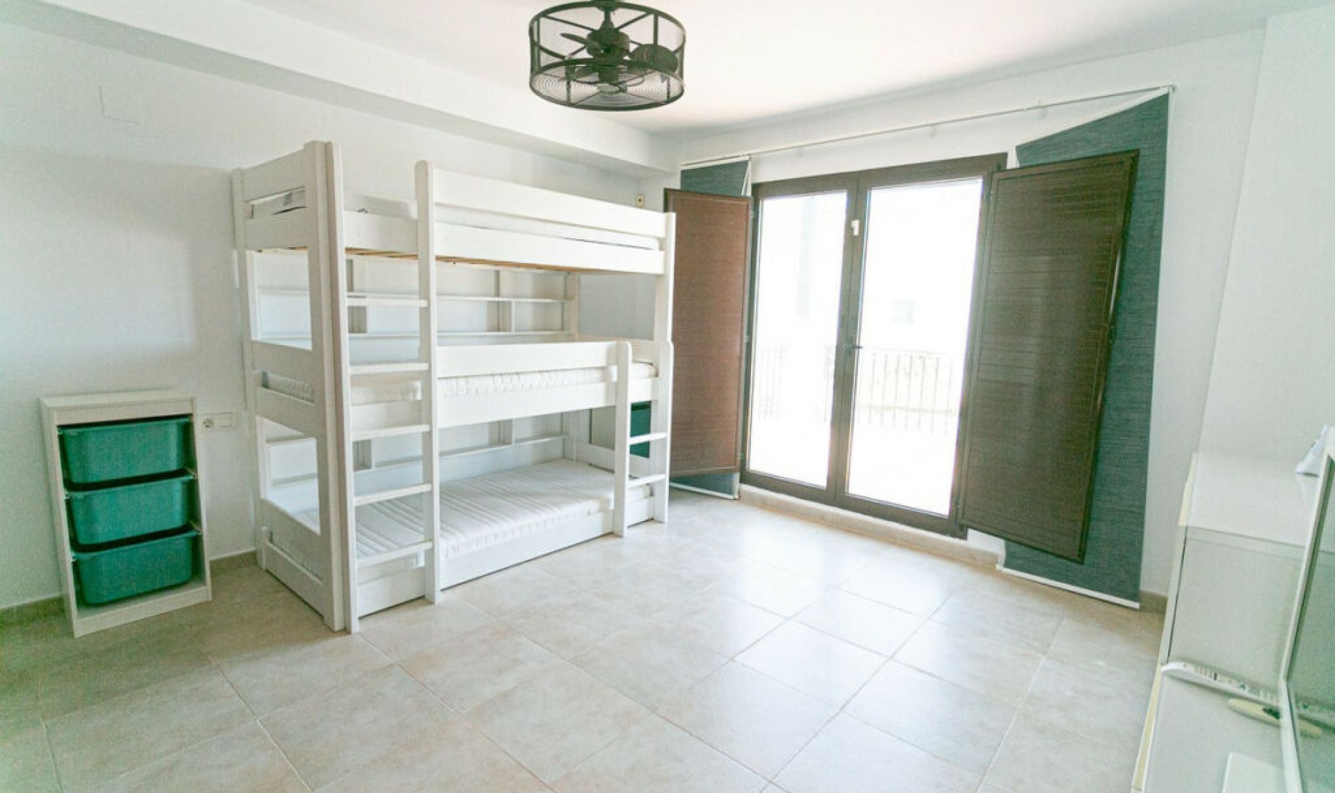 Resale - Apartment -
Altos de los Monteros
