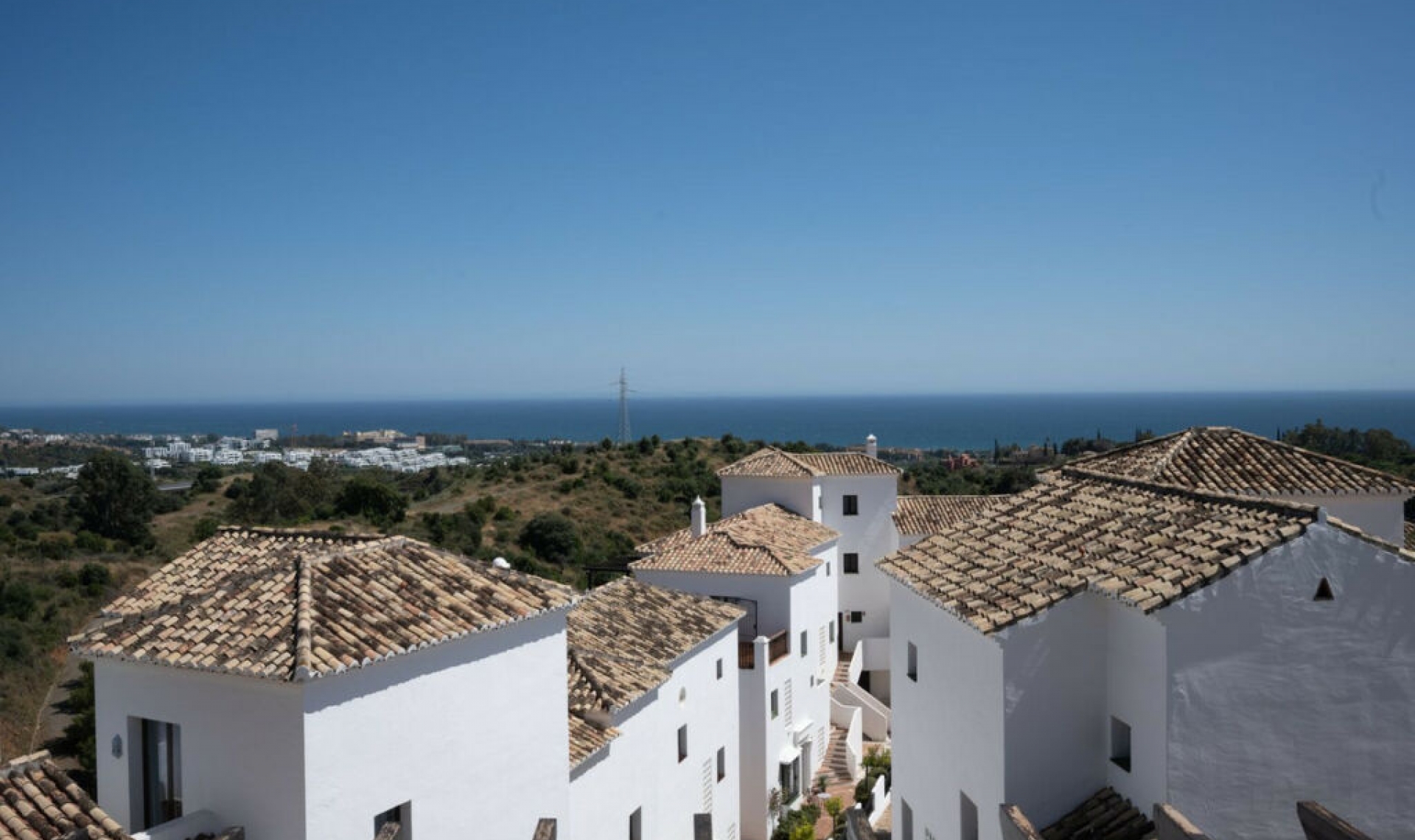 Resale - Apartment -
Altos de los Monteros