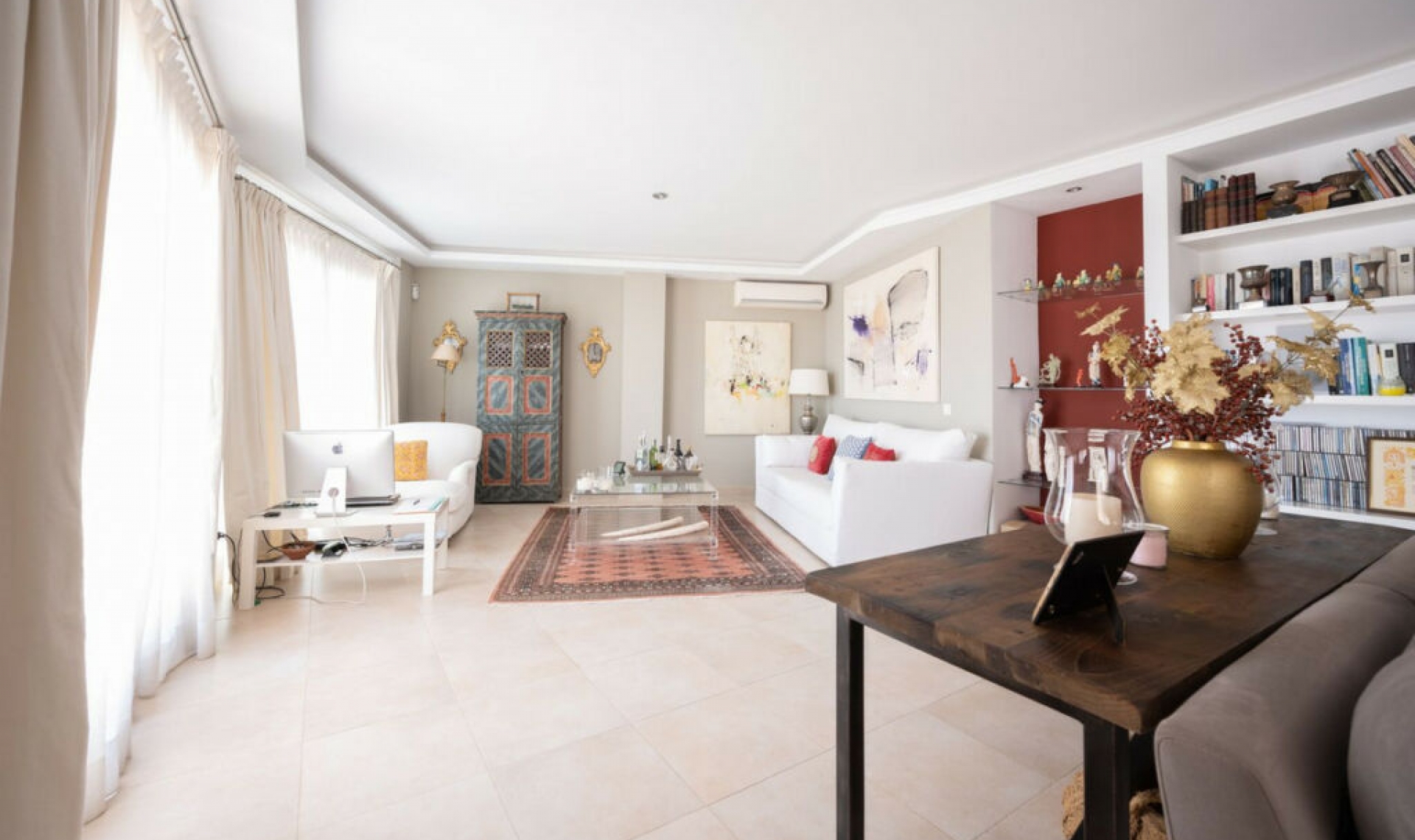 Resale - Apartment -
Altos de los Monteros