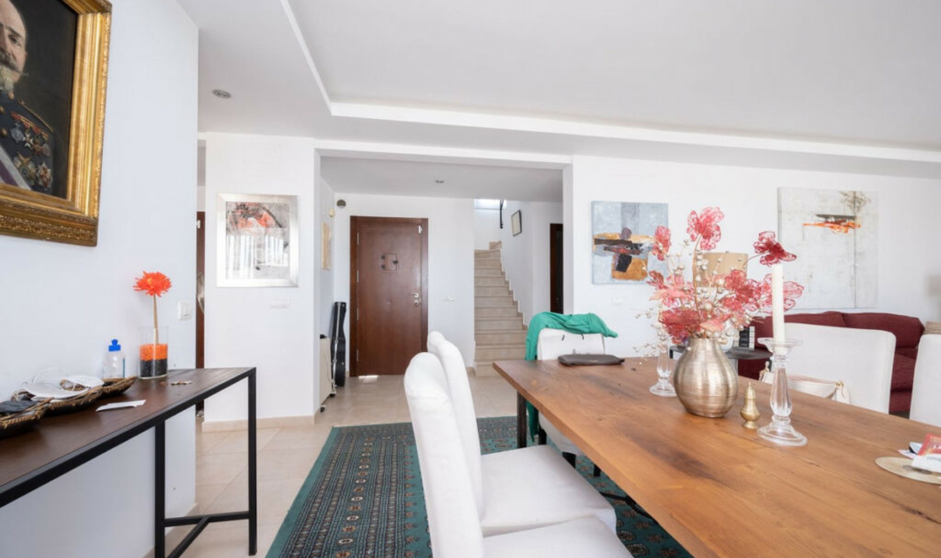 Resale - Apartment -
Altos de los Monteros