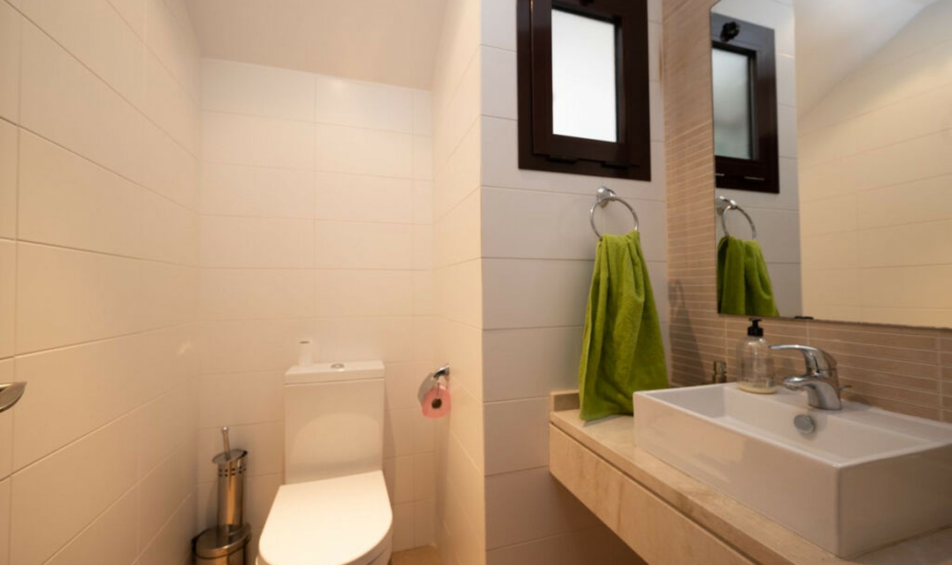 Resale - Apartment -
Altos de los Monteros