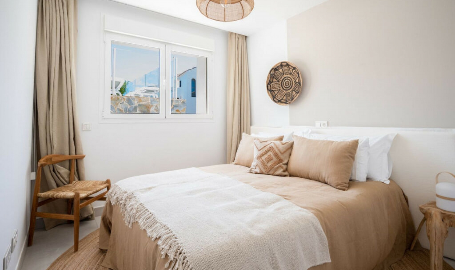 Resale - Apartment -
Altos de los Monteros